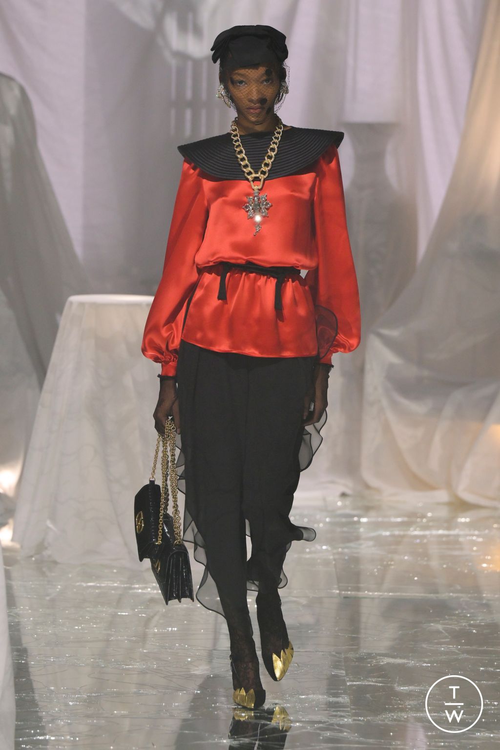 Fashion Week Paris Spring/Summer 2025 look 57 from the Valentino collection womenswear