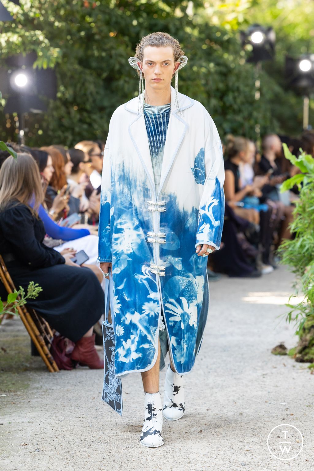 Fashion Week London Spring/Summer 2024 look 58 from the MITHRIDATE collection womenswear