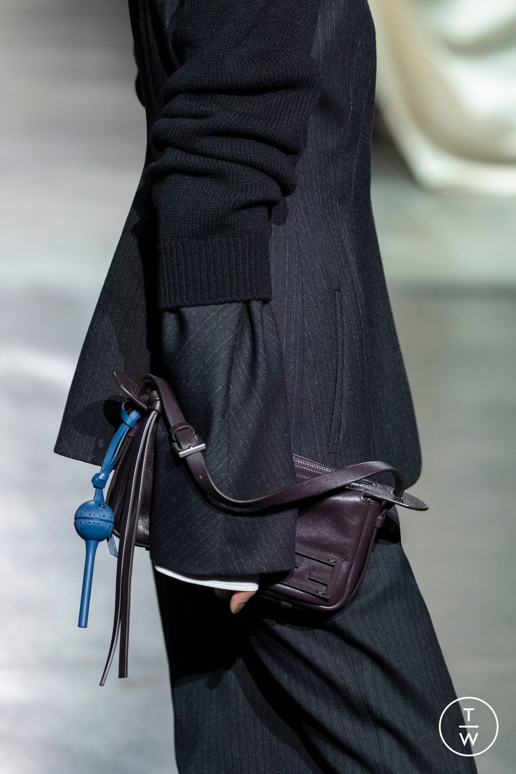 Fashion Week Milan Fall/Winter 2024 look 4 from the Fendi collection womenswear accessories