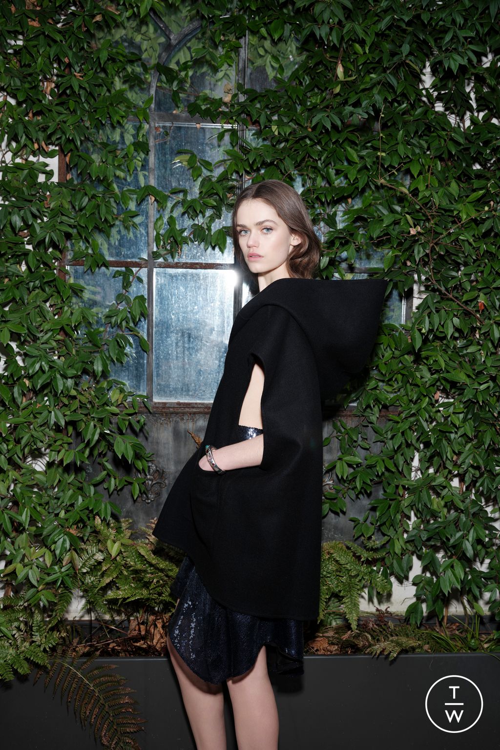 Fashion Week Paris Spring/Summer 2023 look 5 from the Julie de Libran collection couture