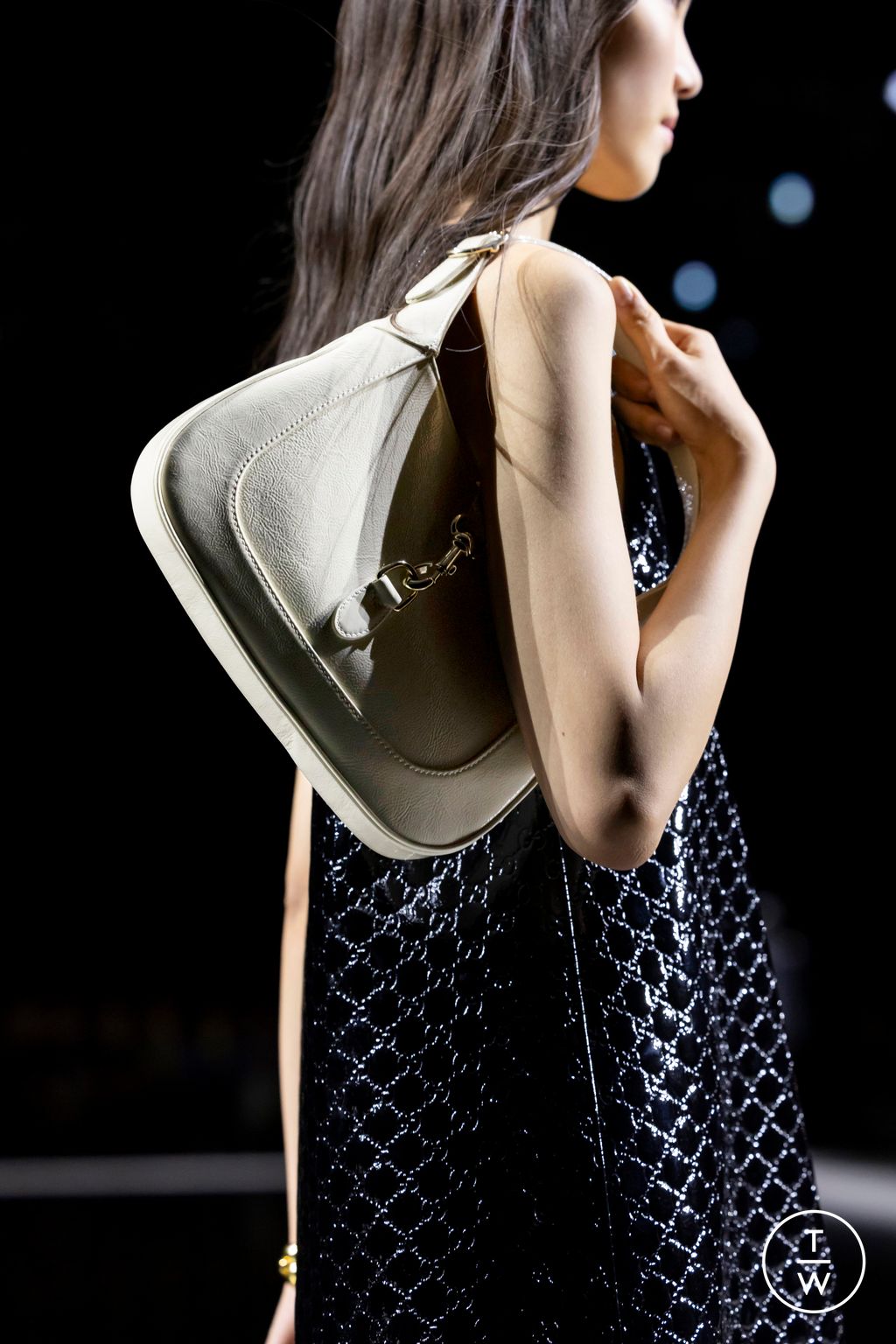 Fashion Week Milan Spring/Summer 2024 look 4 de la collection Gucci womenswear accessories