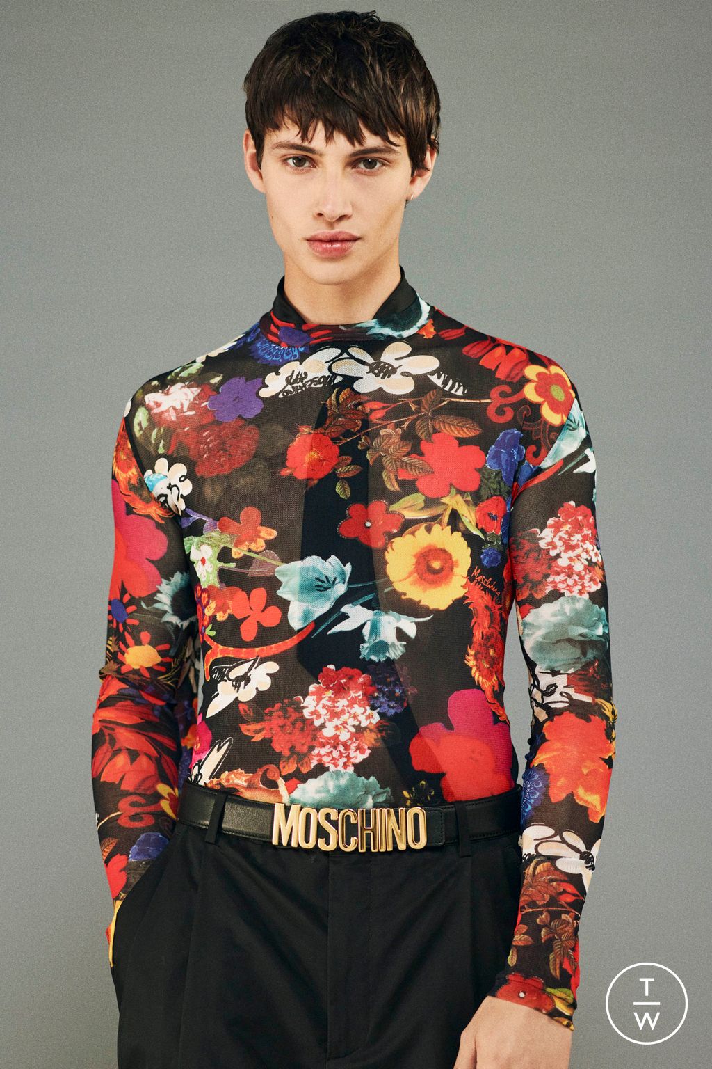 Fashion Week Milan Resort 2024 look 6 de la collection Moschino menswear