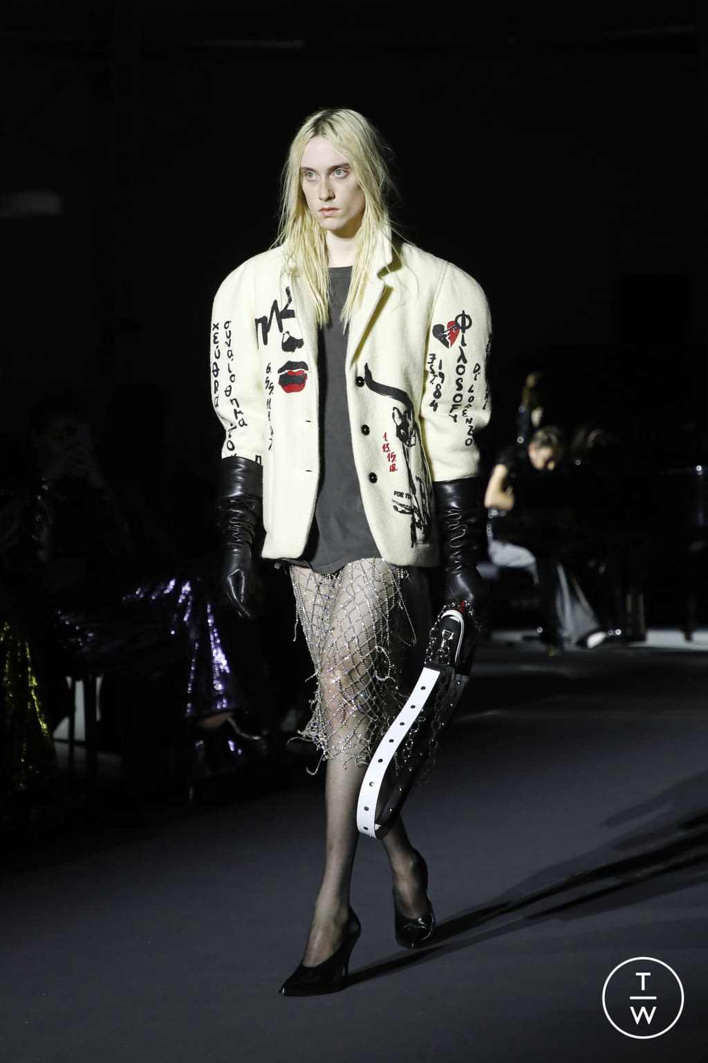 Fashion Week Milan Fall/Winter 2022 look 8 de la collection Philosophy di Lorenzo Serafini womenswear