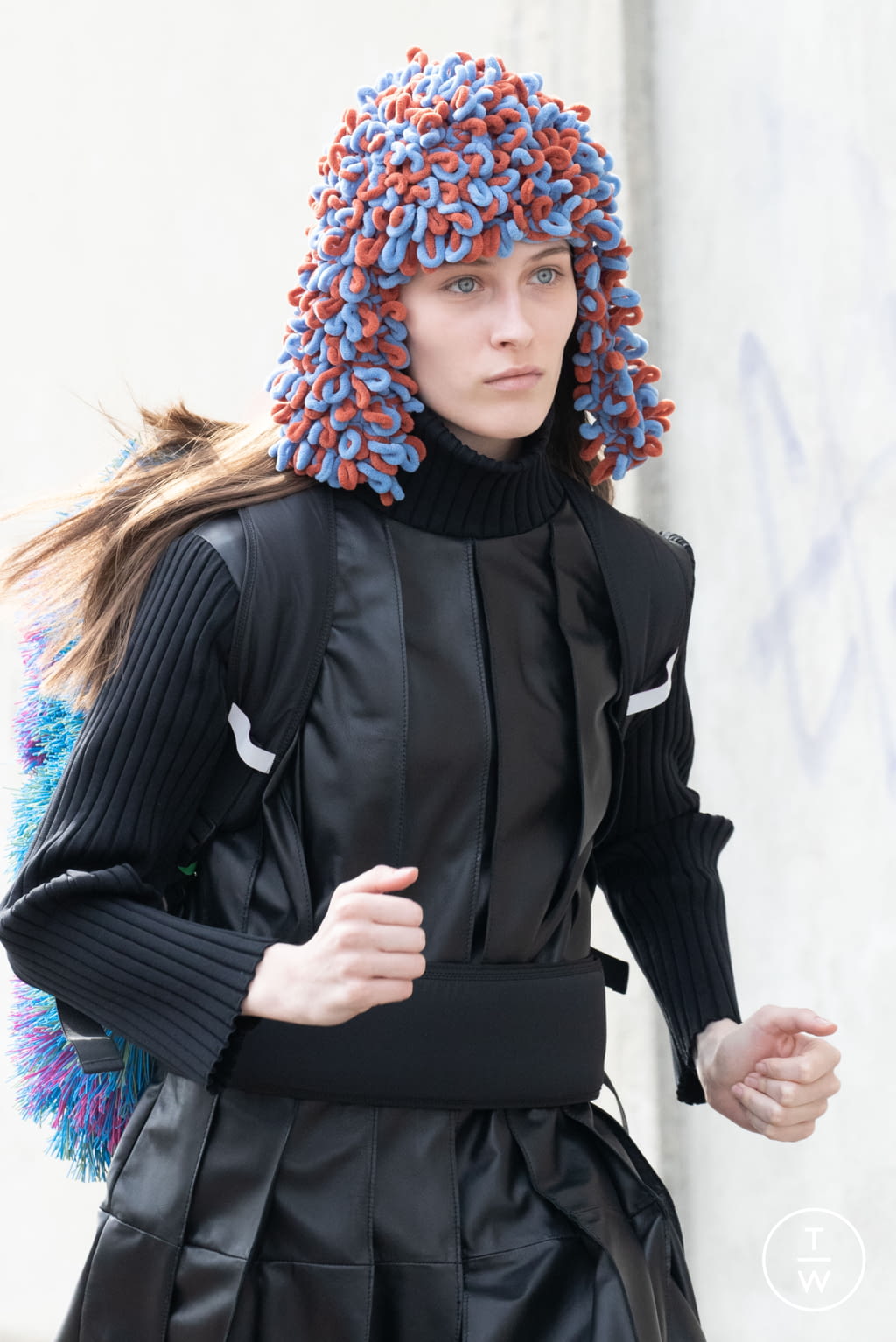 Fashion Week Milan Fall/Winter 2022 look 23 from the Sunnei collection womenswear accessories