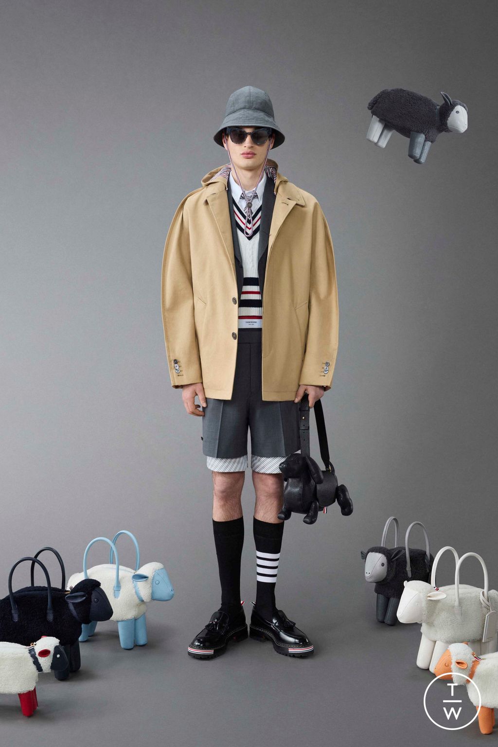 Fashion Week New York Resort 2024 look 6 de la collection Thom Browne menswear