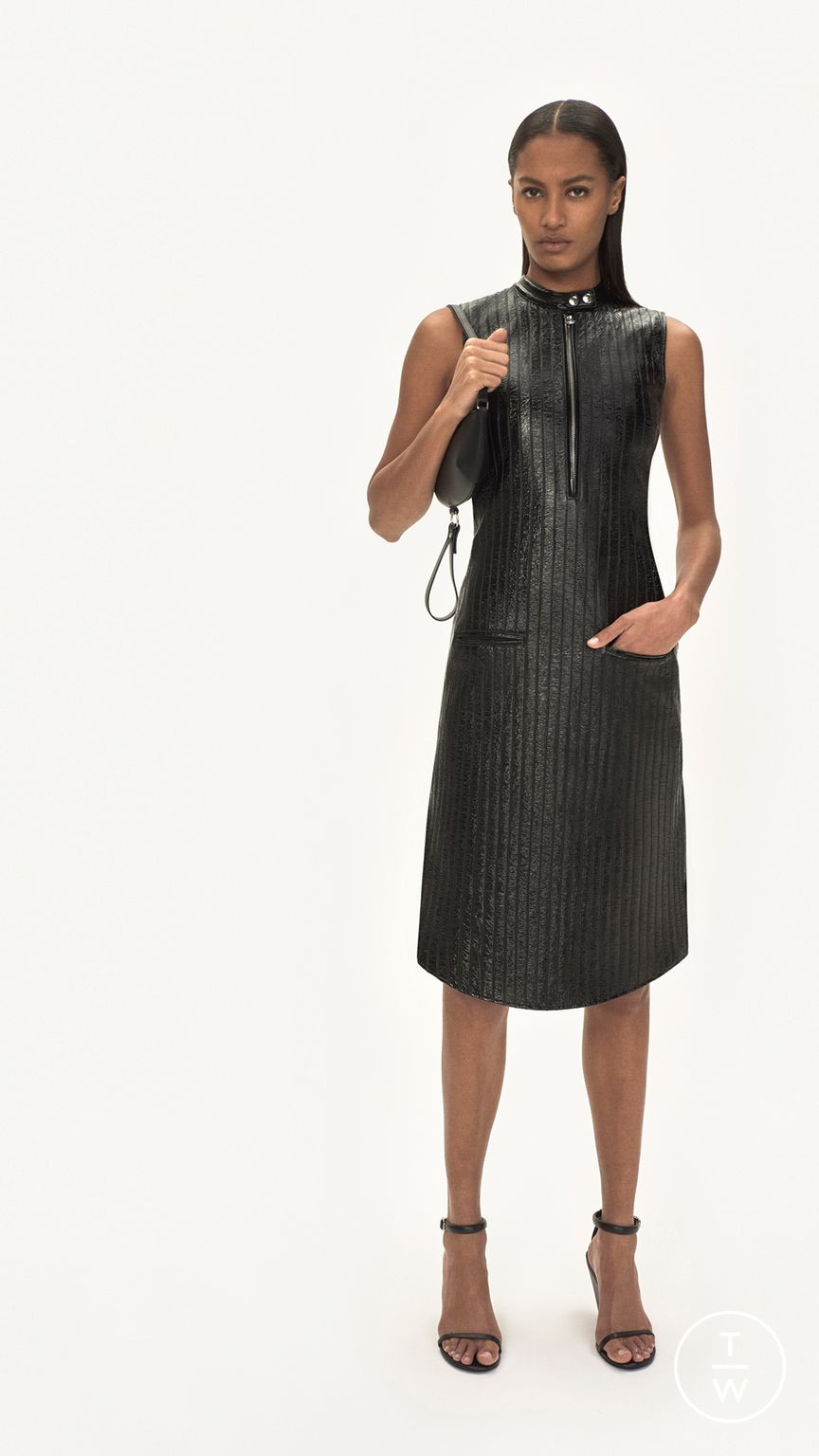 Fashion Week Paris Pre-Fall 2025 look 6 de la collection Courrèges womenswear