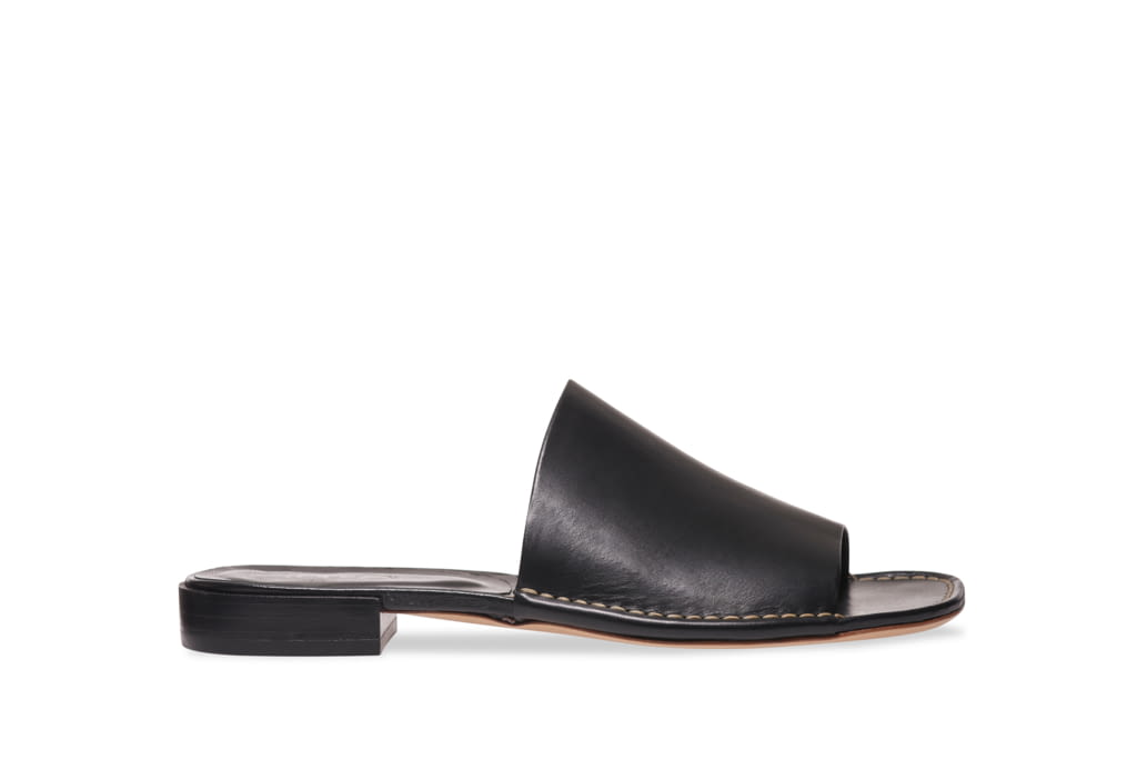 Fashion Week Milan Spring/Summer 2020 look 15 from the Tod's collection womenswear accessories