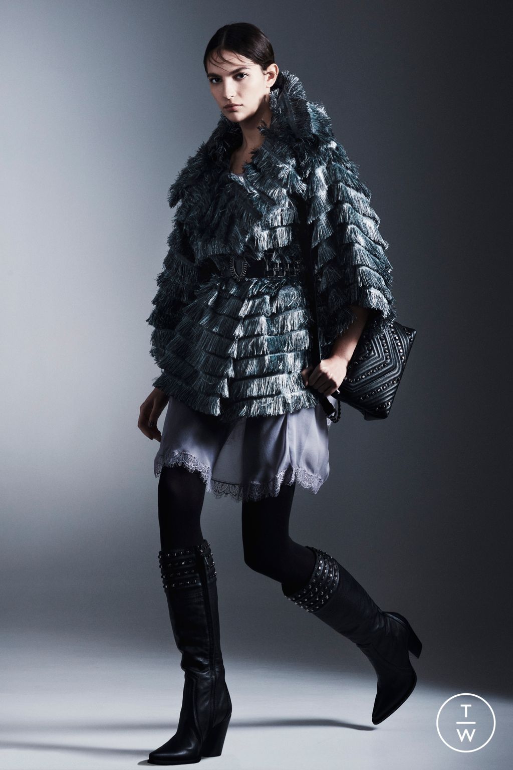 Fashion Week Milan Pre-Fall 2023 look 6 de la collection Alberta Ferretti womenswear