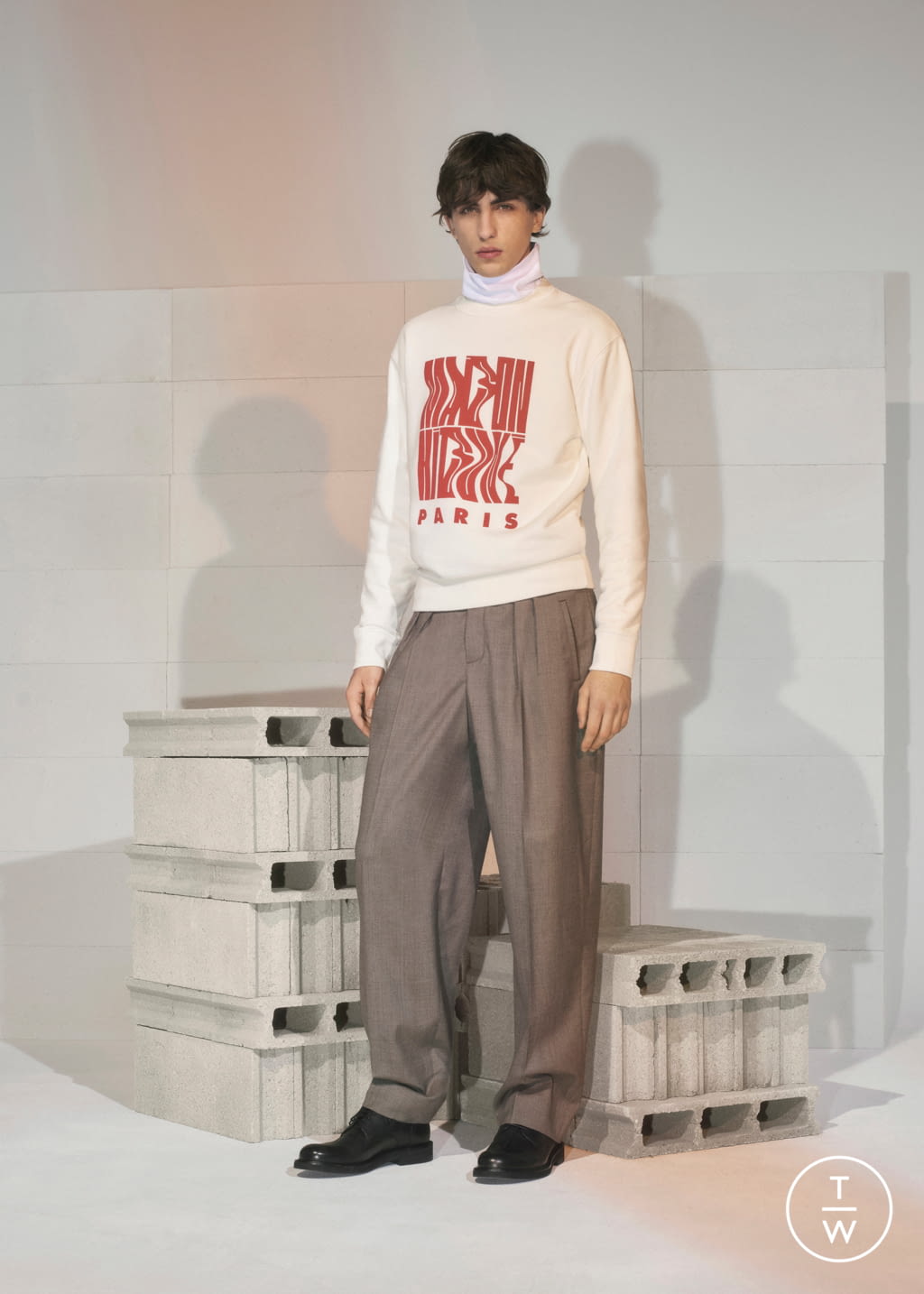 Fashion Week Paris Fall/Winter 2019 look 5 from the Maison Kitsuné collection menswear