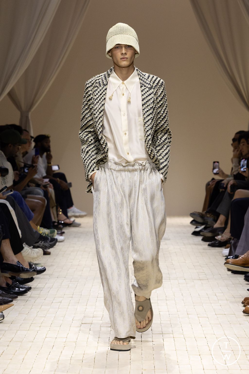 Fashion Week Milan Spring/Summer 2026 look 61 de la collection Emporio Armani menswear