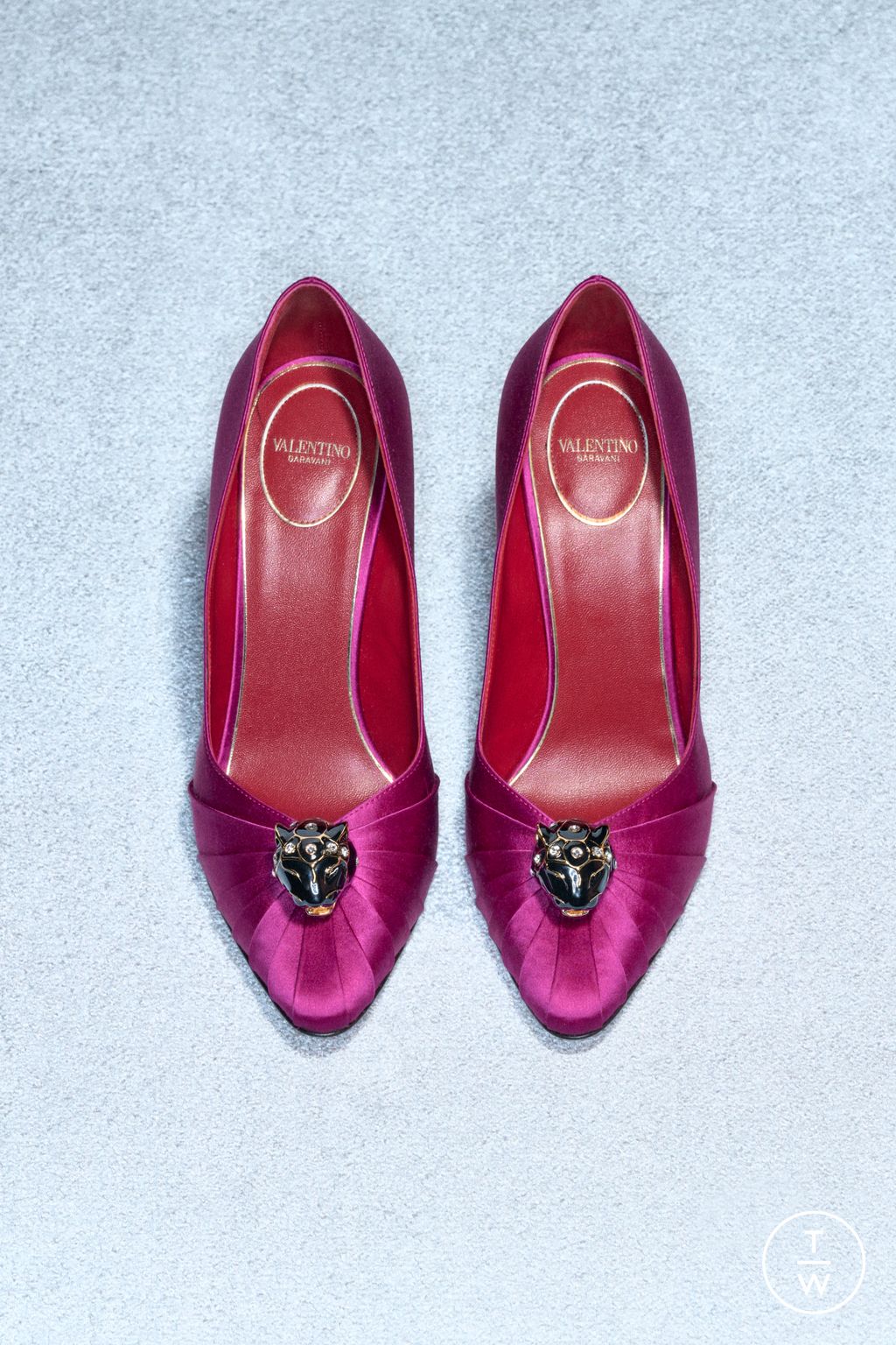 Fashion Week Paris Resort 2026 look 43 from the Valentino collection womenswear accessories