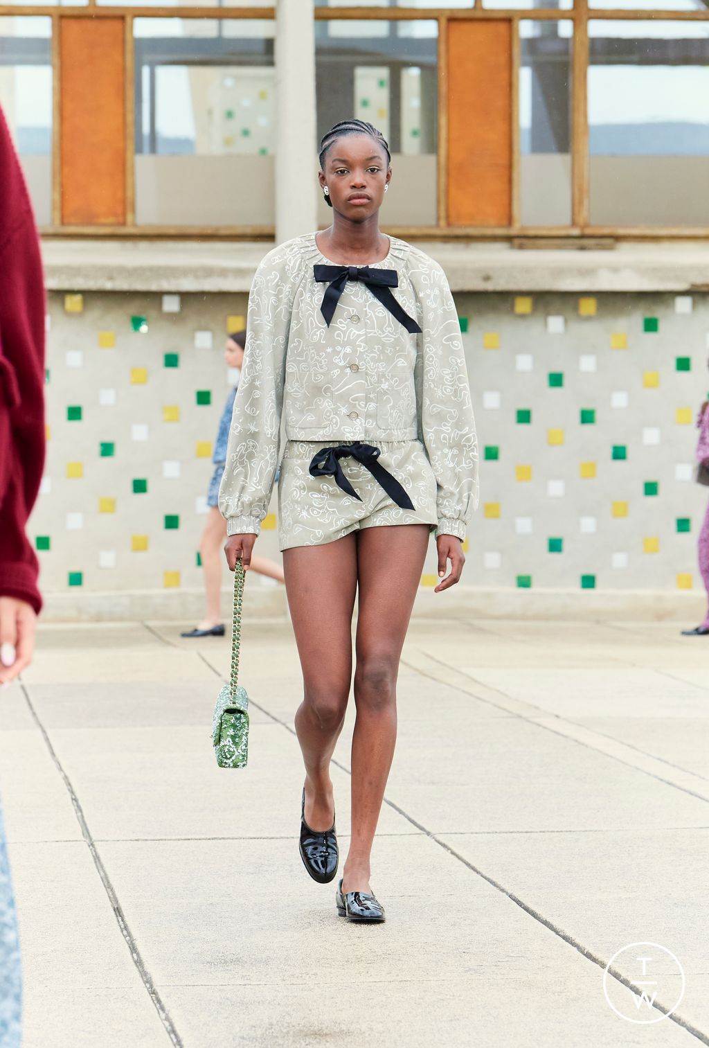 Fashion Week Paris Resort 2025 look 62 from the Chanel collection 女装