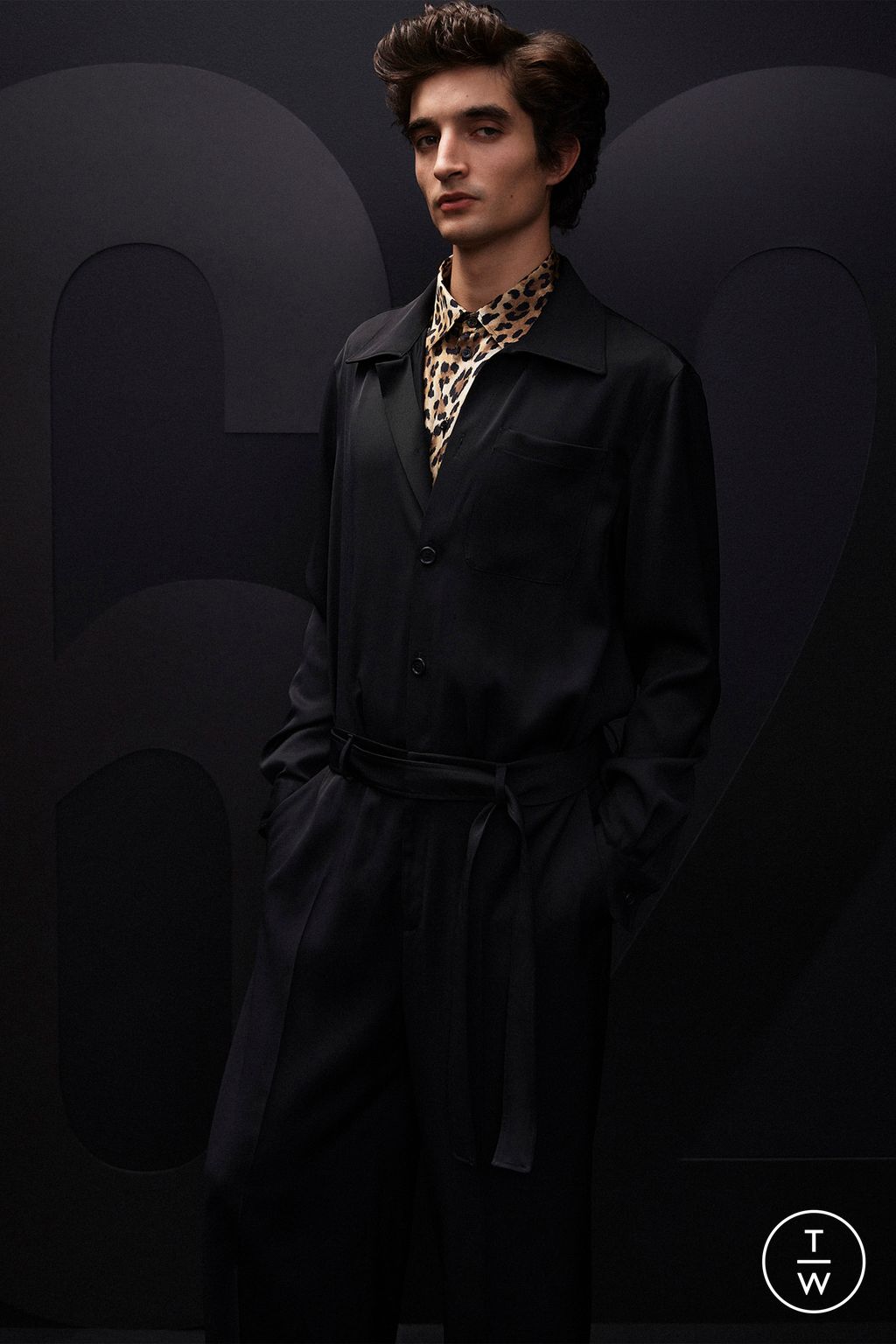 Fashion Week Milan Pre-Fall 2024 look 62 from the Moschino collection 女装