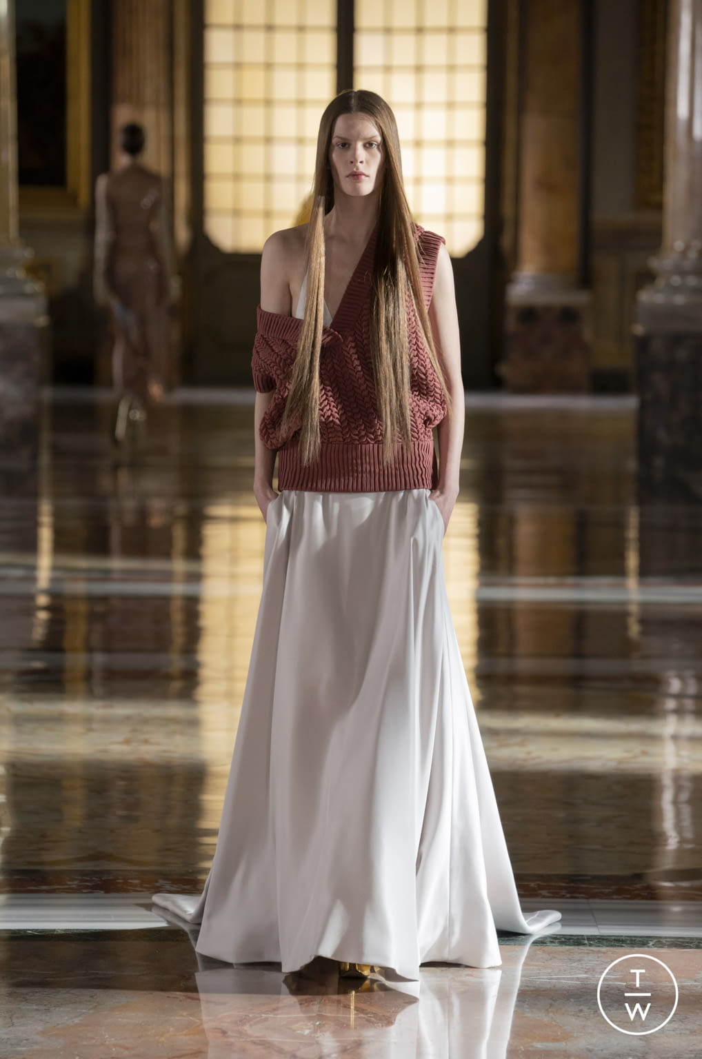 Fashion Week Paris Spring/Summer 2021 look 62 from the Valentino collection couture