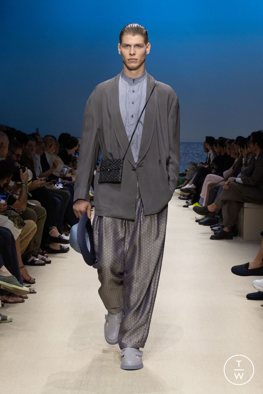 Fashion Week Milan Spring/Summer 2026 look 63 from the Giorgio Armani collection 男装