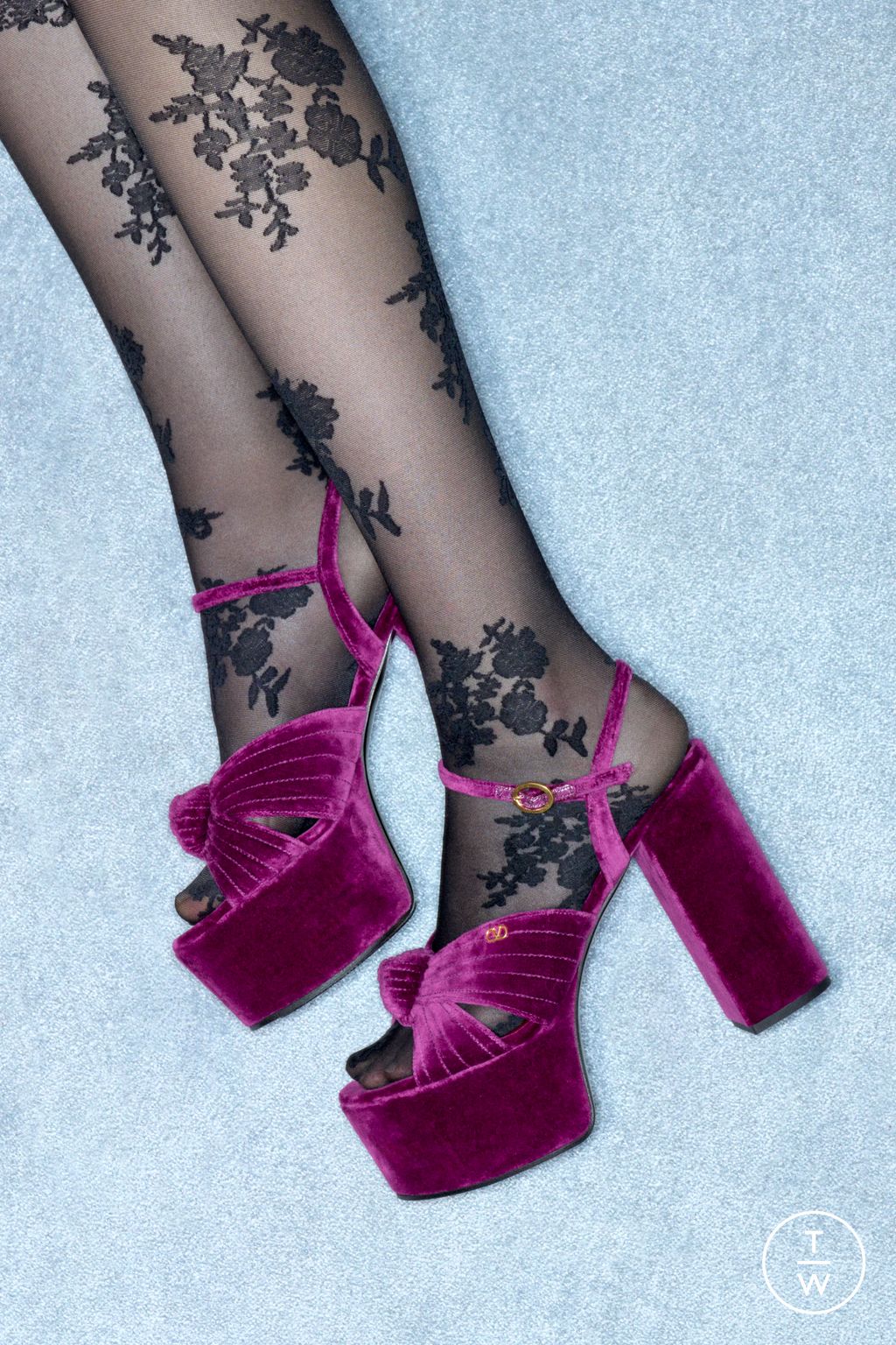 Fashion Week Paris Resort 2026 look 46 from the Valentino collection womenswear accessories