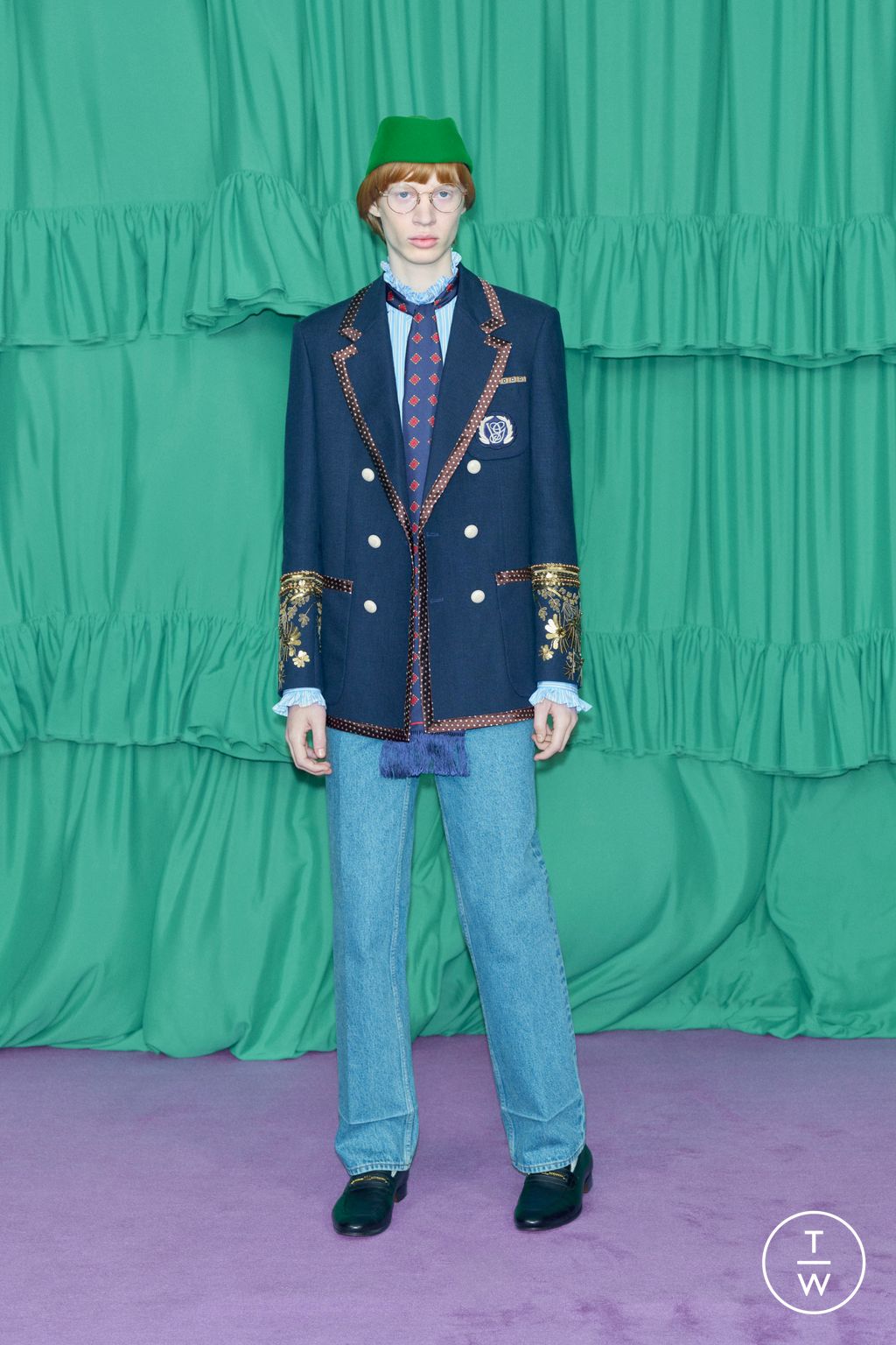 Fashion Week Paris Pre-Fall 2025 look 132 from the Valentino collection womenswear
