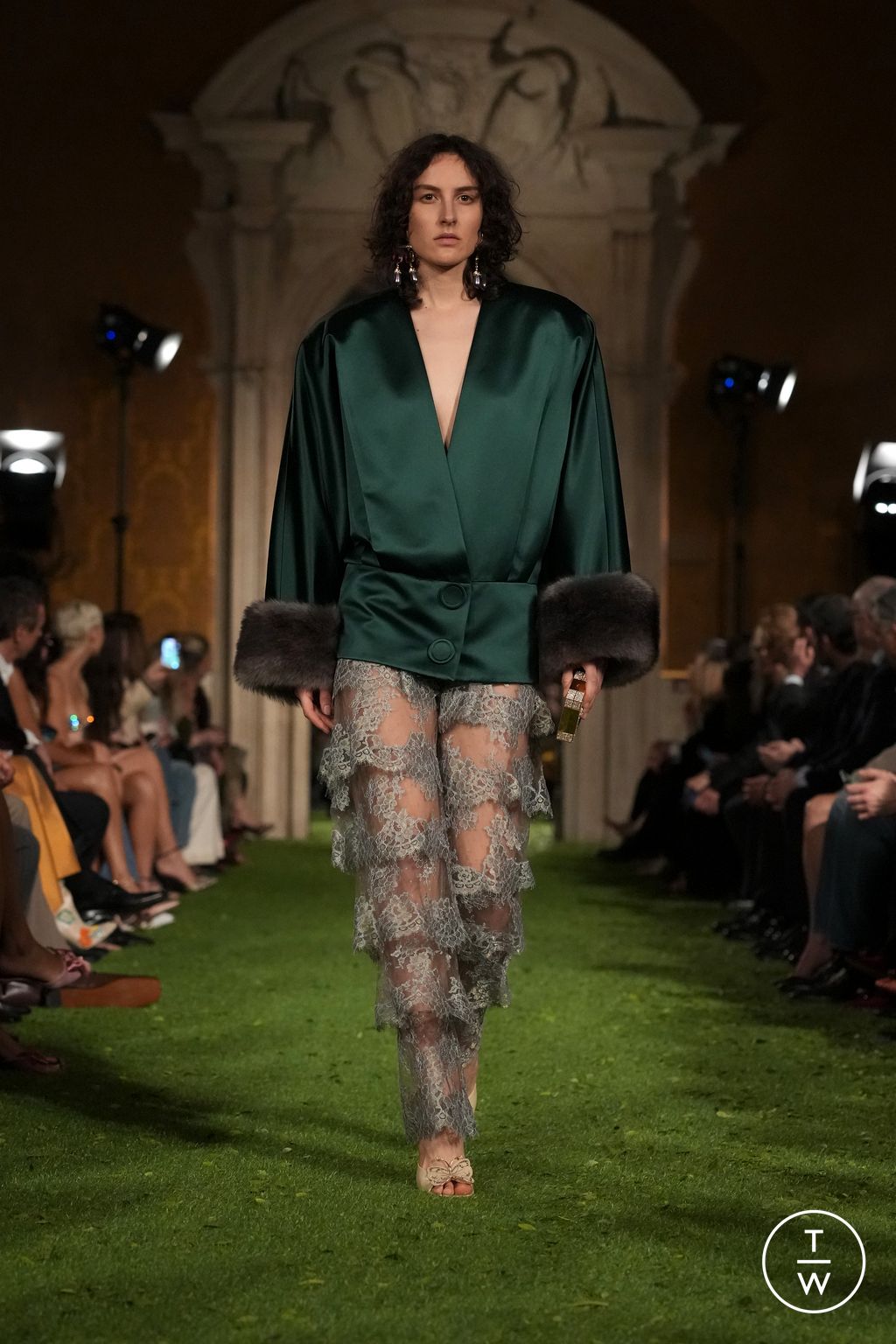 Fashion Week Paris Fall/Winter 2026 look 66 from the Valentino collection womenswear