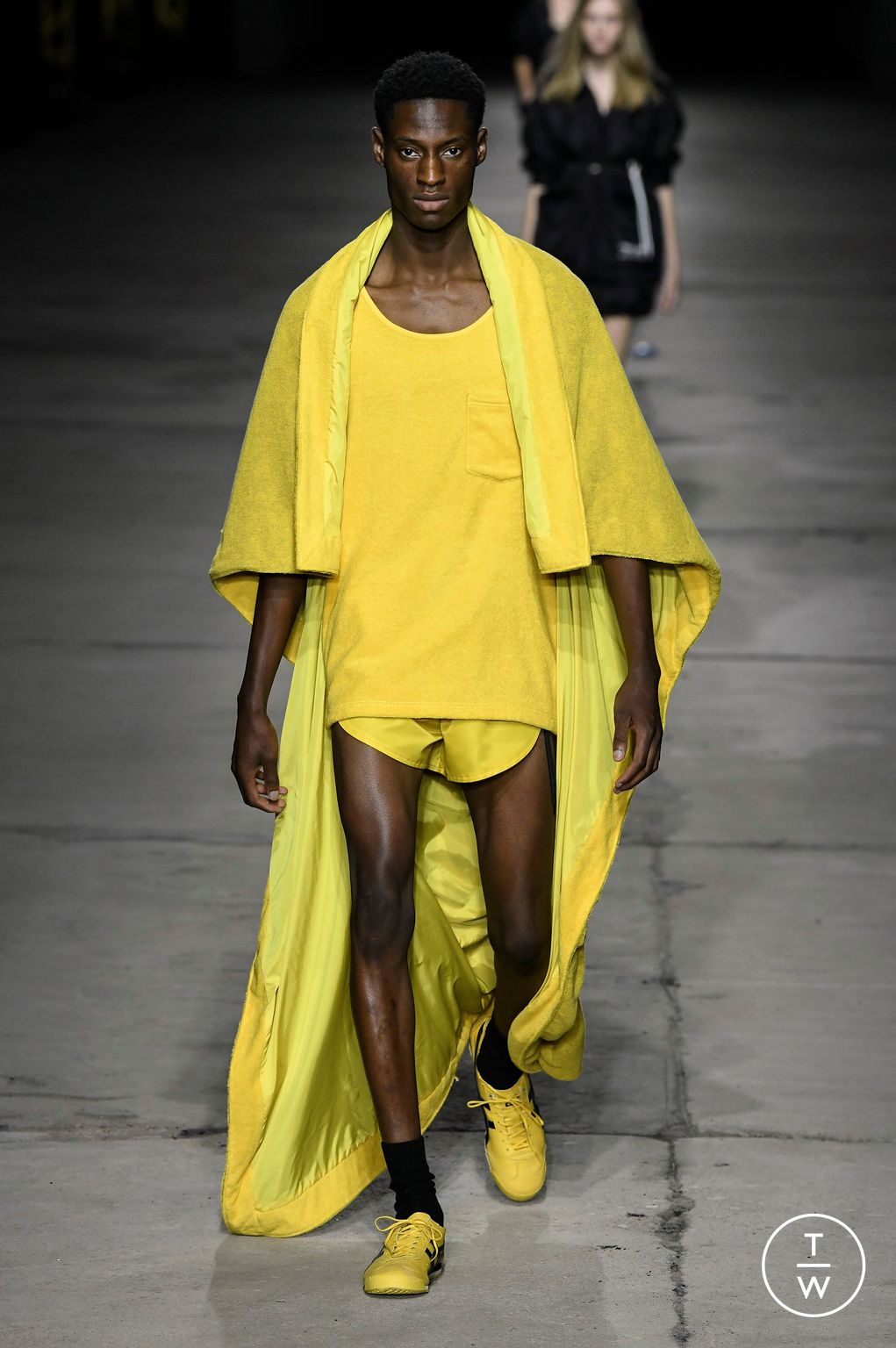 Fashion Week Milan Spring/Summer 2023 look 31 from the Onitsuka Tiger collection womenswear