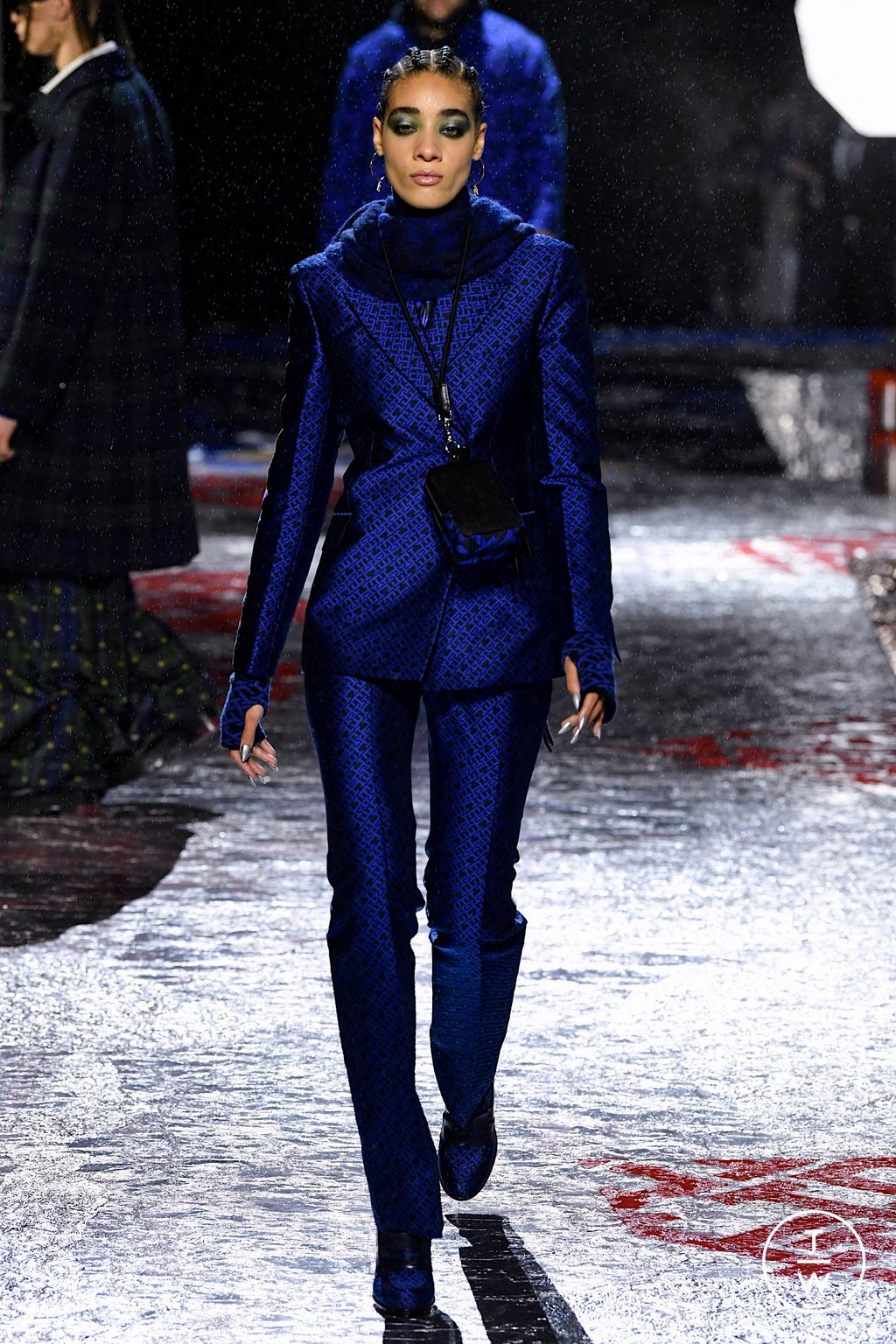 Fashion Week New York Fall/Winter 2022 look 35 from the Tommy Hilfiger collection womenswear