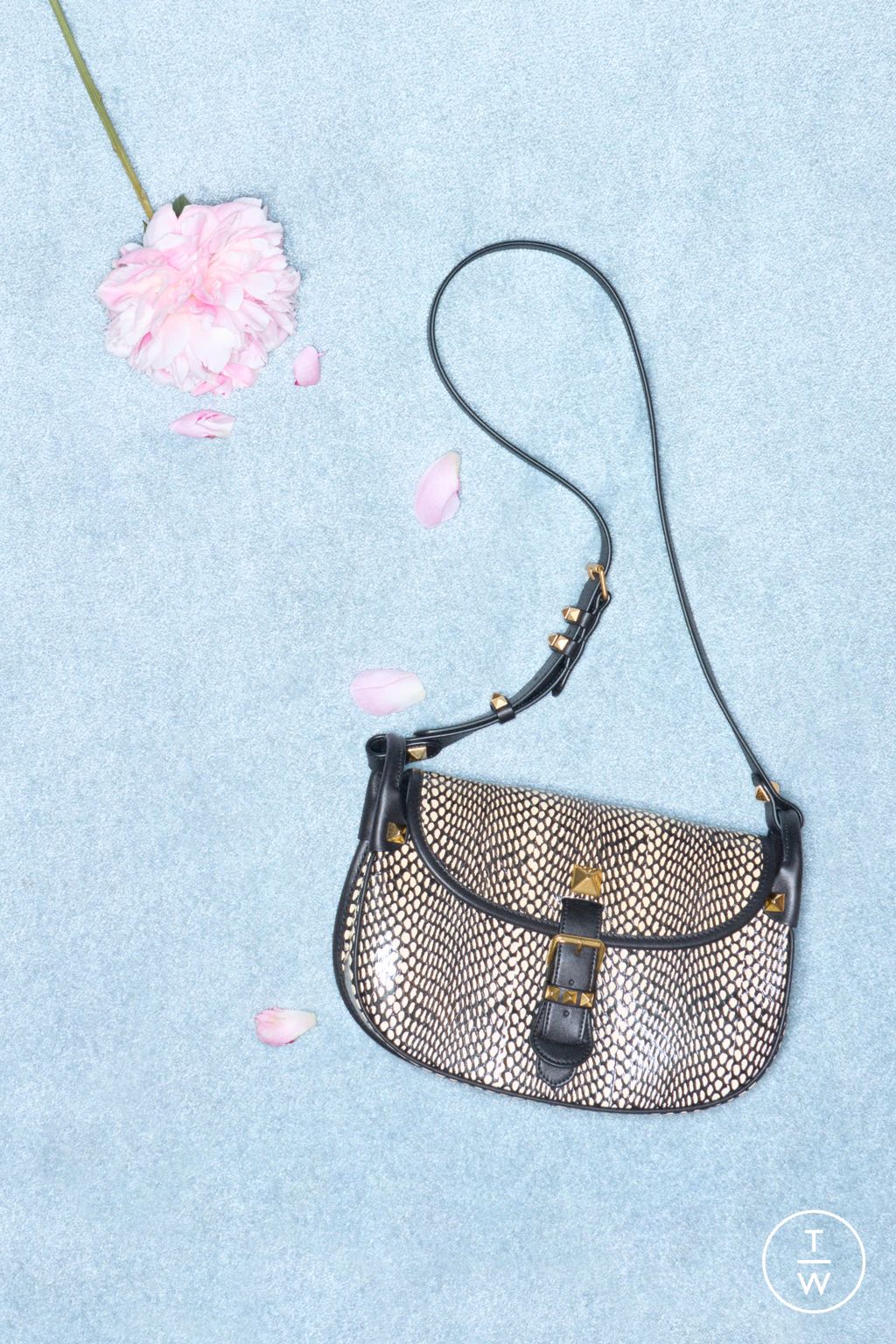 Fashion Week Paris Resort 2026 look 48 from the Valentino collection womenswear accessories