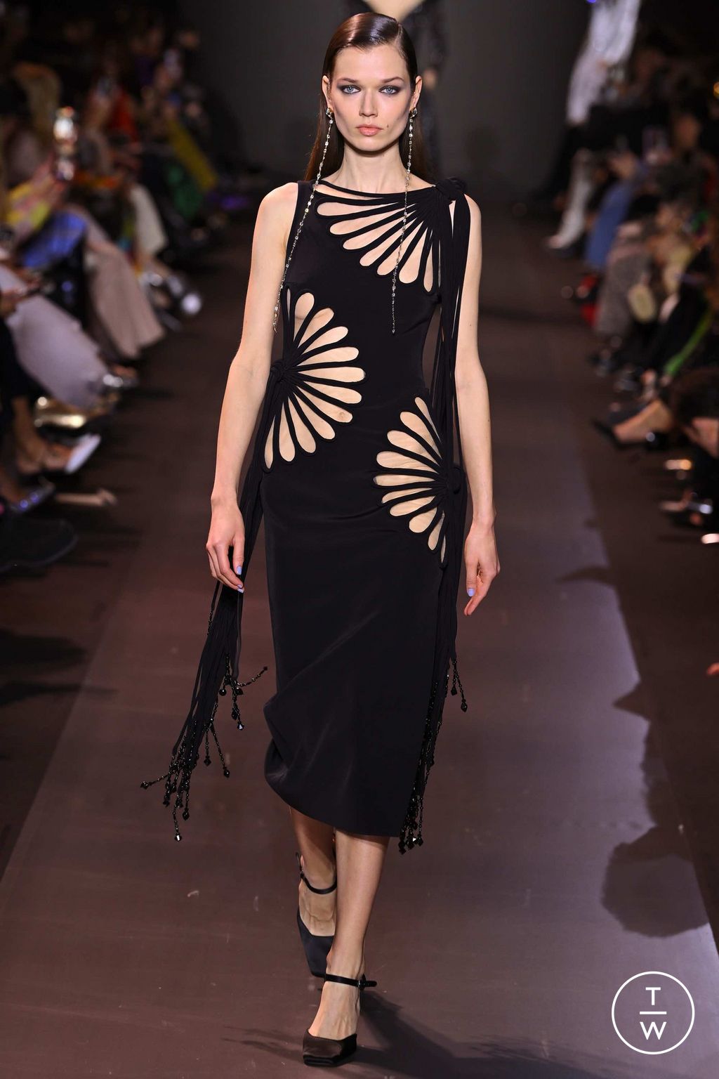 Fashion Week Paris Spring/Summer 2023 look 75 from the Georges Hobeika collection 高级定制