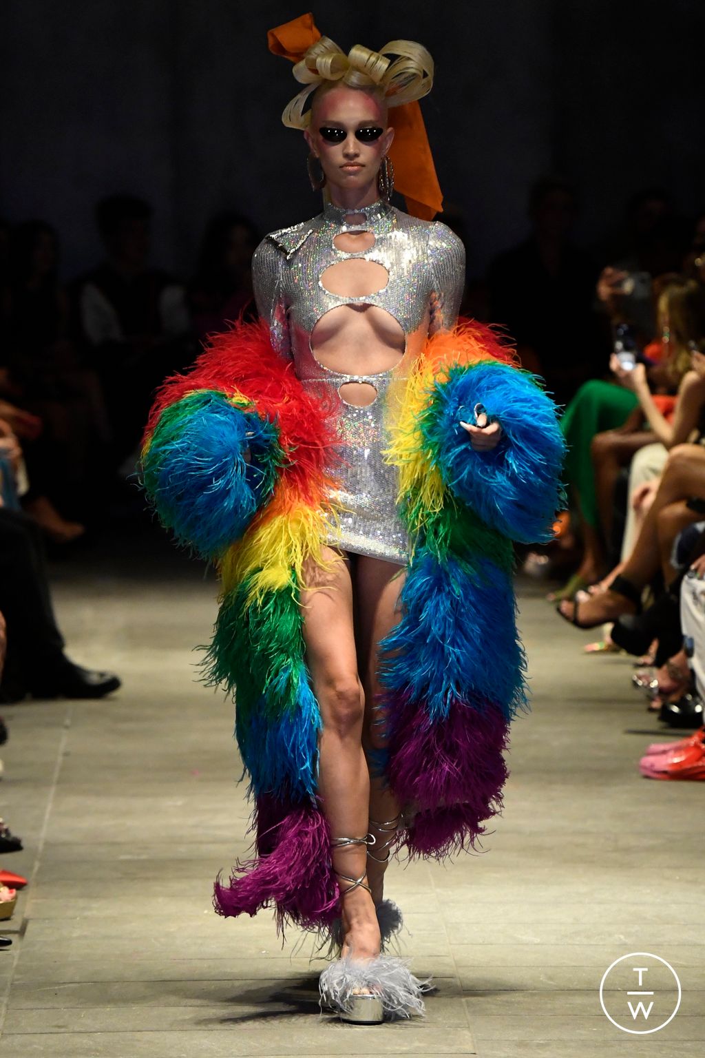 Fashion Week New York Spring/Summer 2023 look 4 de la collection Christian Cowan womenswear