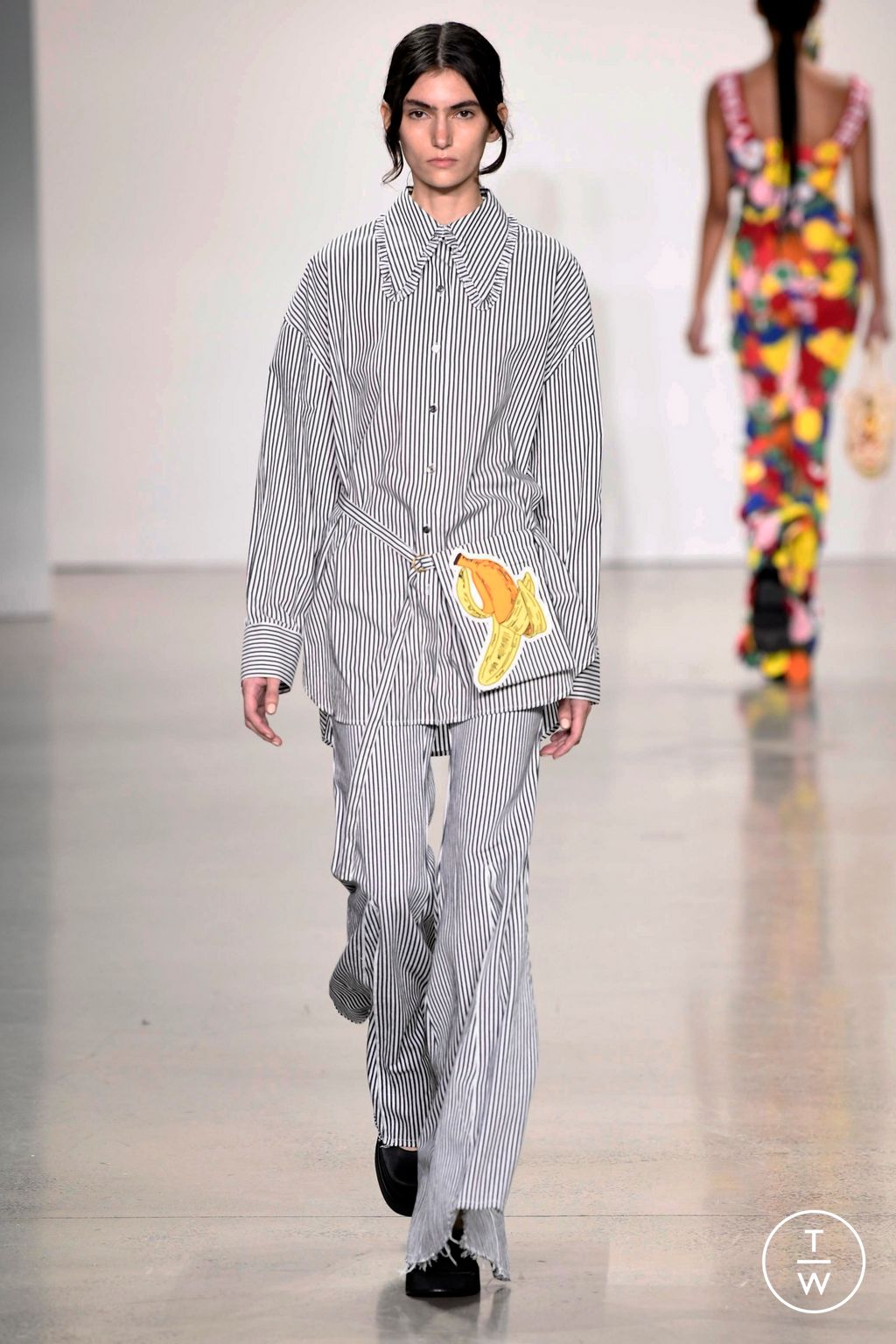 Fashion Week New York Spring/Summer 2023 look 12 from the Vivienne Tam collection womenswear