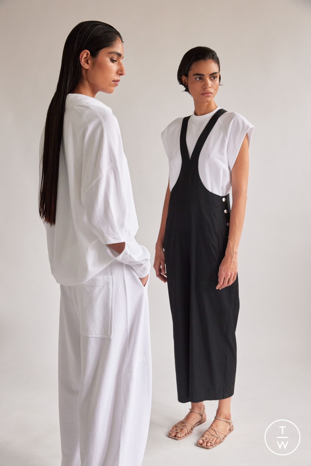 Fashion Week New York Pre-Fall 2024 look 6 de la collection Tibi womenswear