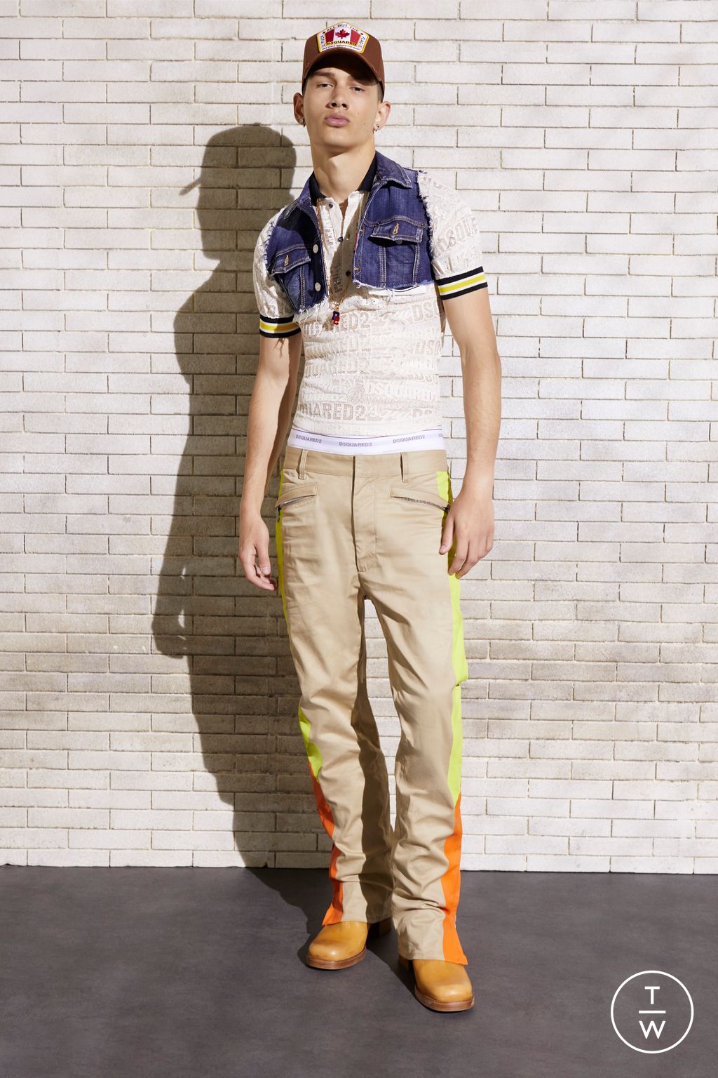 Fashion Week Milan Resort 2024 look 7 from the Dsquared2 collection menswear