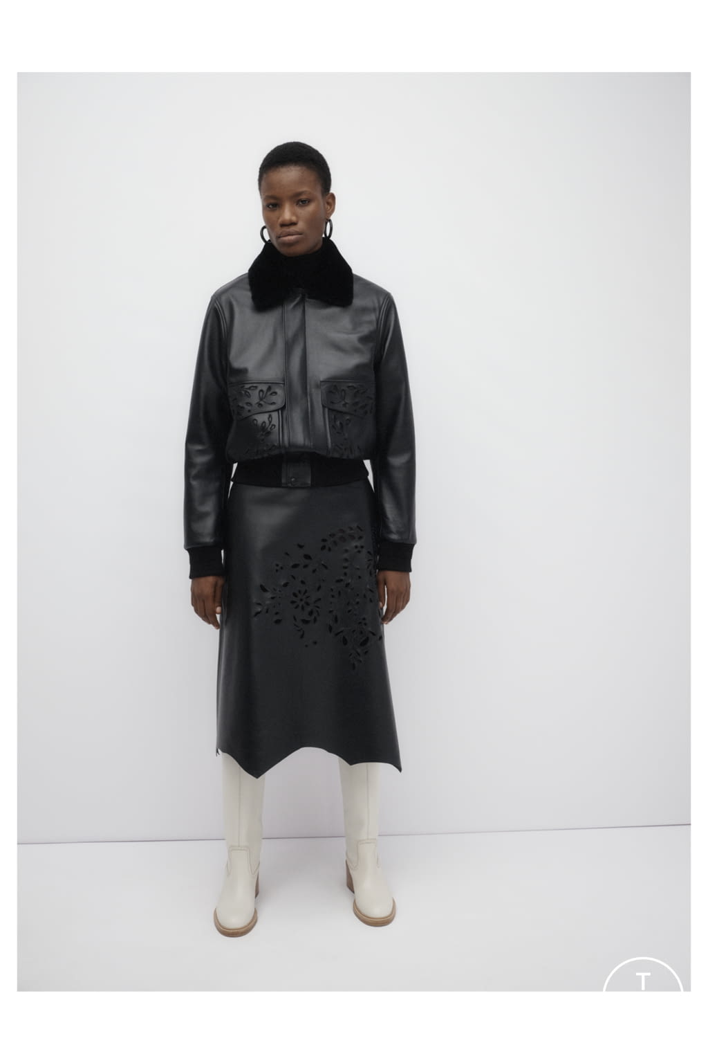 Fashion Week Paris Pre-Fall 2022 look 7 from the Chloé collection womenswear