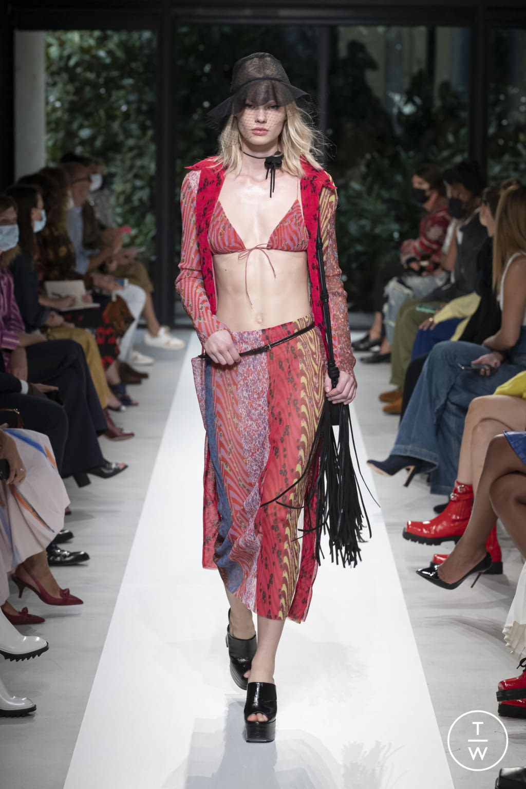 Fashion Week Milan Spring/Summer 2022 look 7 from the Philosophy di Lorenzo Serafini collection womenswear