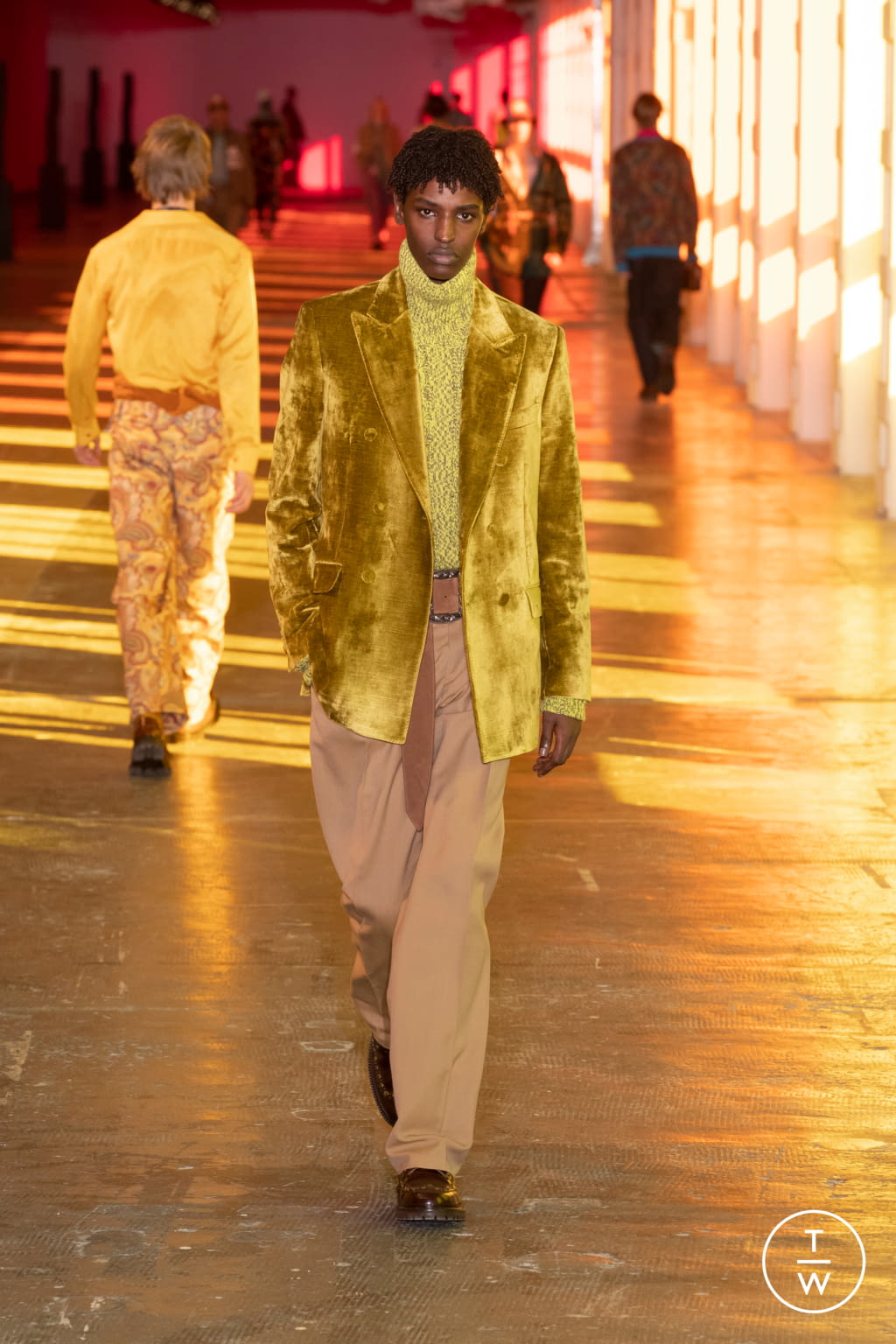 Fashion Week Milan Fall/Winter 2021 look 7 from the Etro collection 男装
