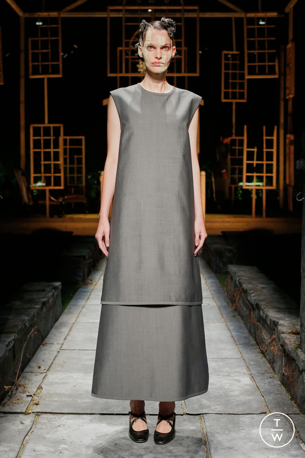 Fashion Week New York Spring/Summer 2022 look 7 from the Thom Browne collection womenswear