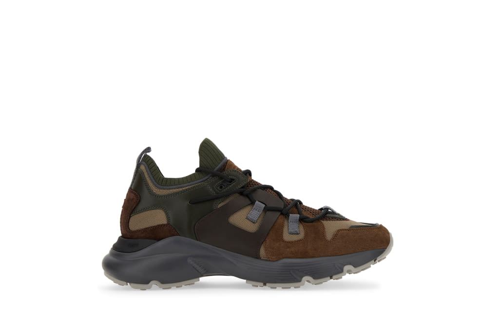 Fashion Week Milan Fall/Winter 2021 look 19 from the Tod's collection menswear accessories