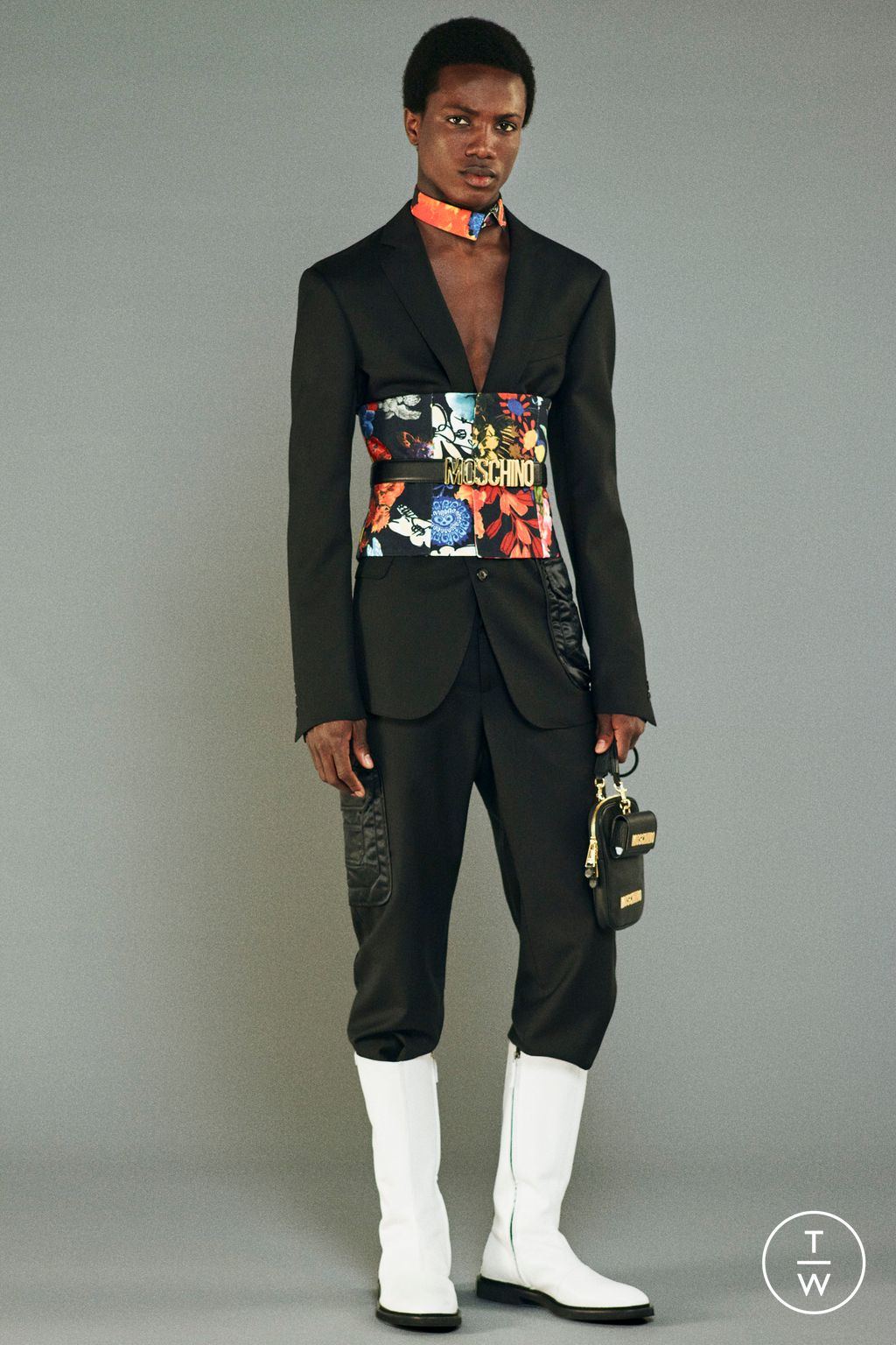Fashion Week Milan Resort 2024 look 7 from the Moschino collection menswear