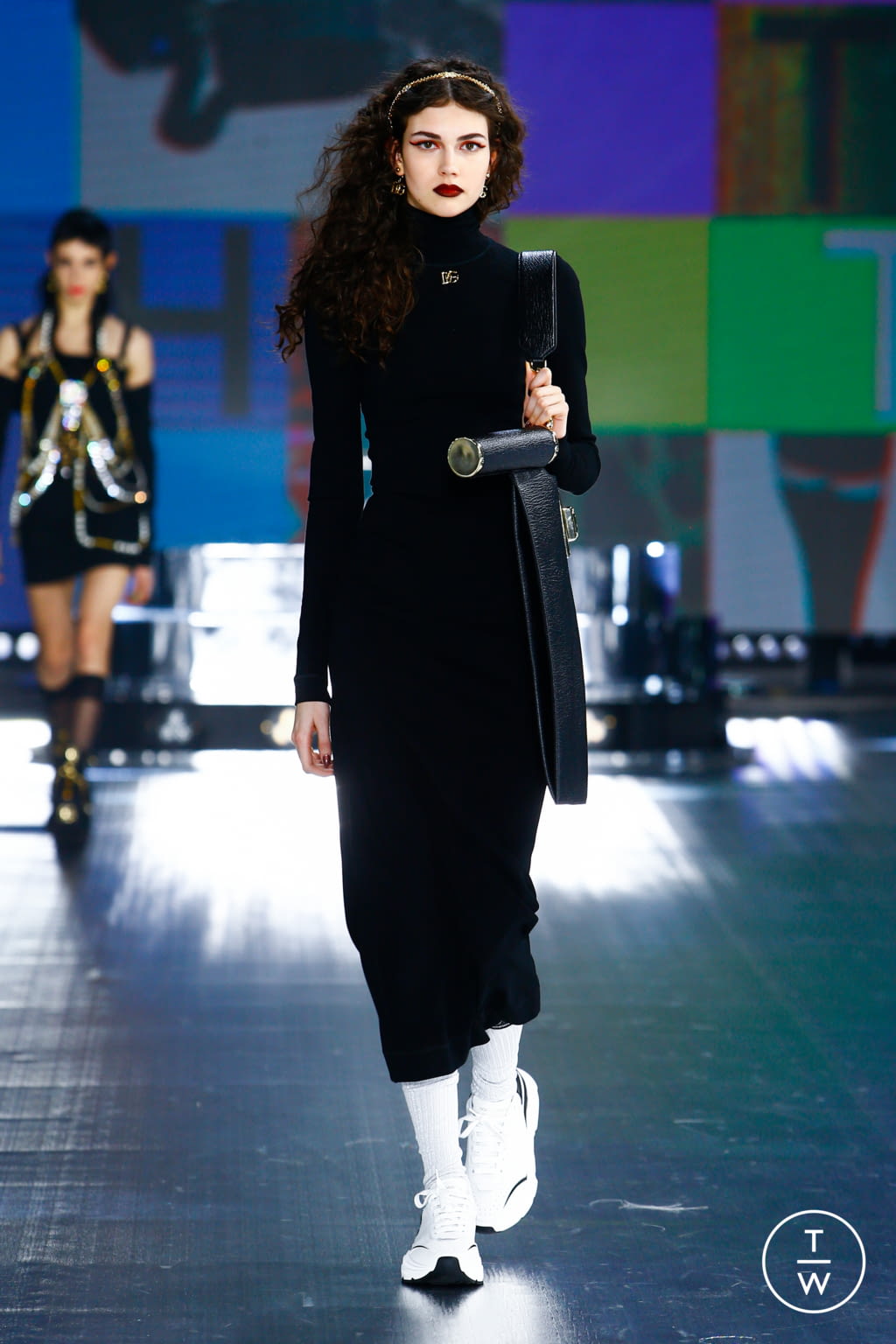 Fashion Week Milan Fall/Winter 2021 look 78 de la collection Dolce & Gabbana womenswear
