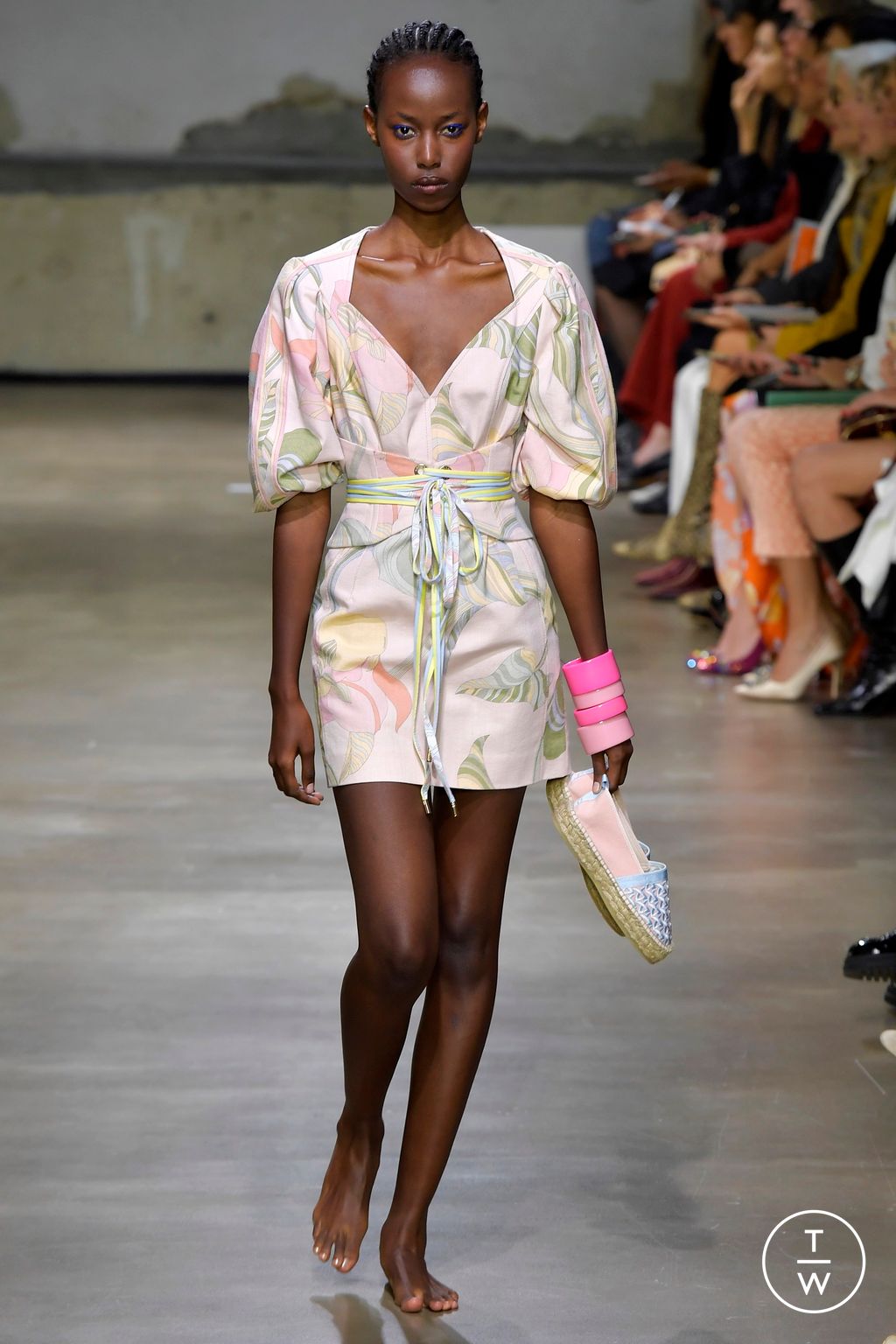 Fashion Week Paris Spring/Summer 2023 look 10 from the Leonard Paris collection 女装