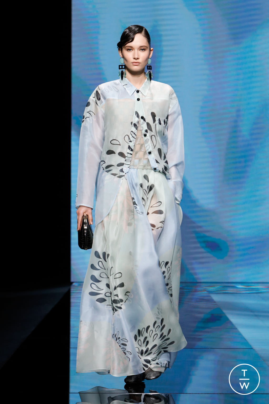 Fashion Week Milan Spring/Summer 2021 look 72 from the Giorgio Armani collection 女装