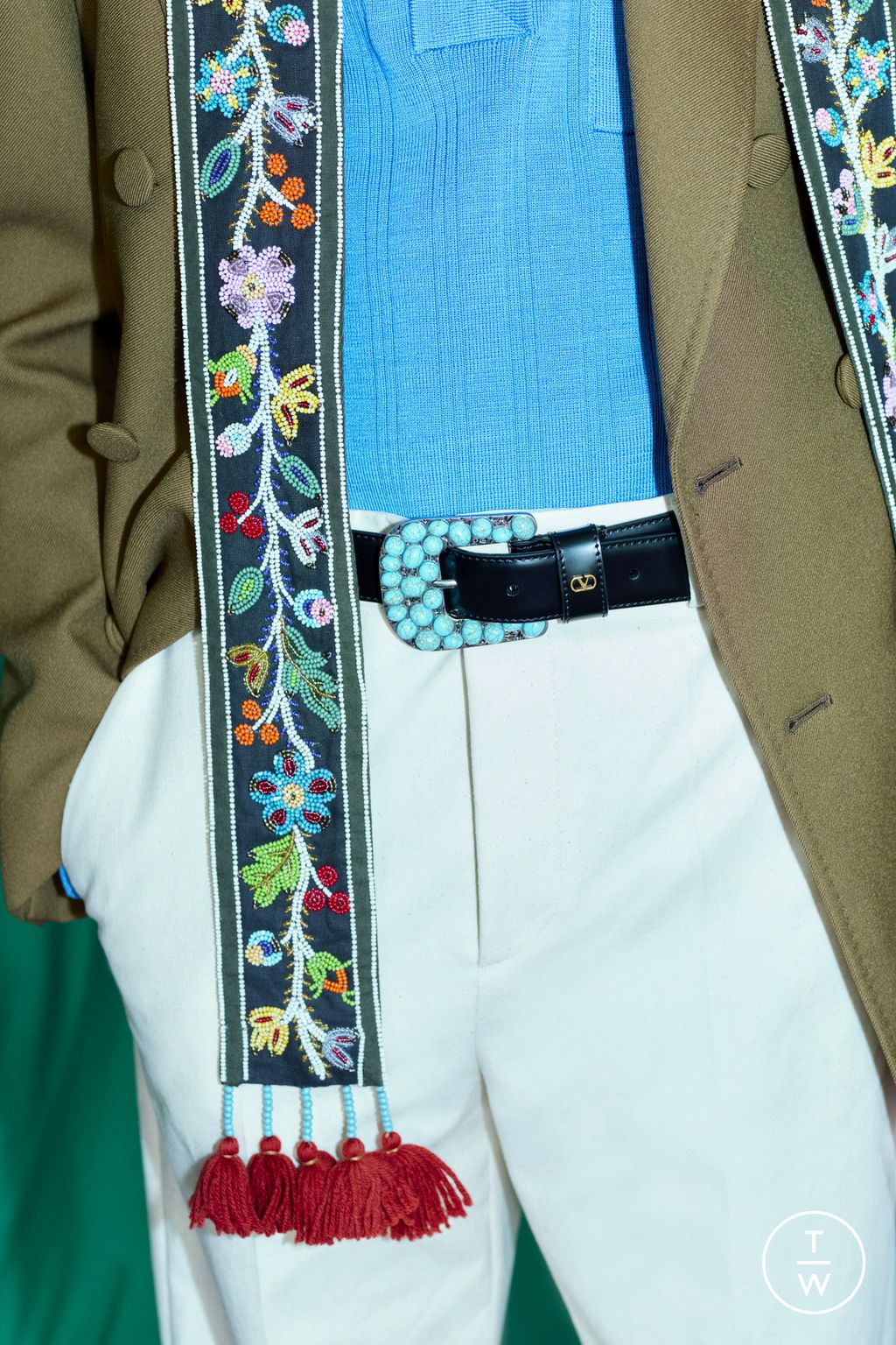 Fashion Week Paris Pre-Fall 2025 look 142 from the Valentino collection womenswear