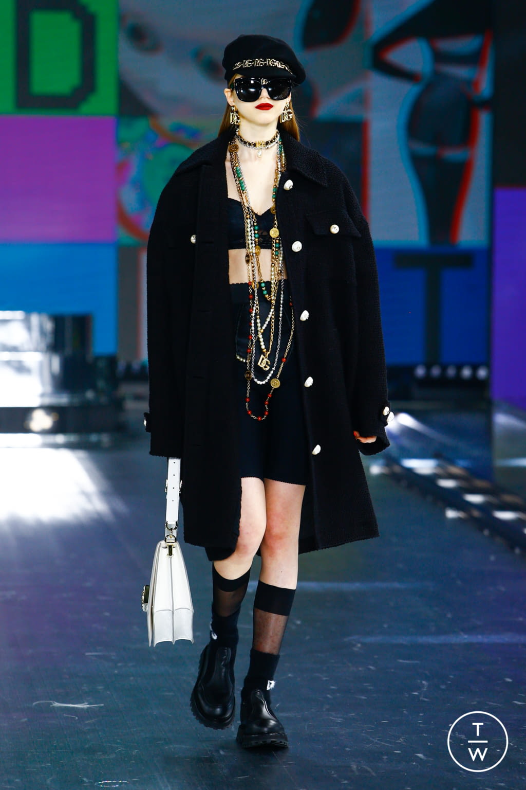 Fashion Week Milan Fall/Winter 2021 look 79 from the Dolce & Gabbana collection womenswear