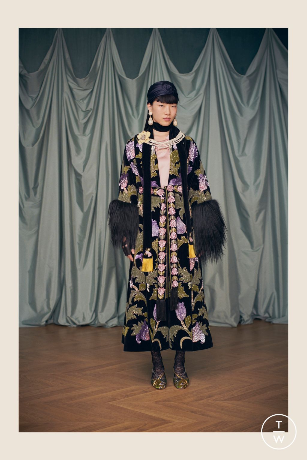 Fashion Week Paris Resort 2025 look 72 from the Valentino collection womenswear
