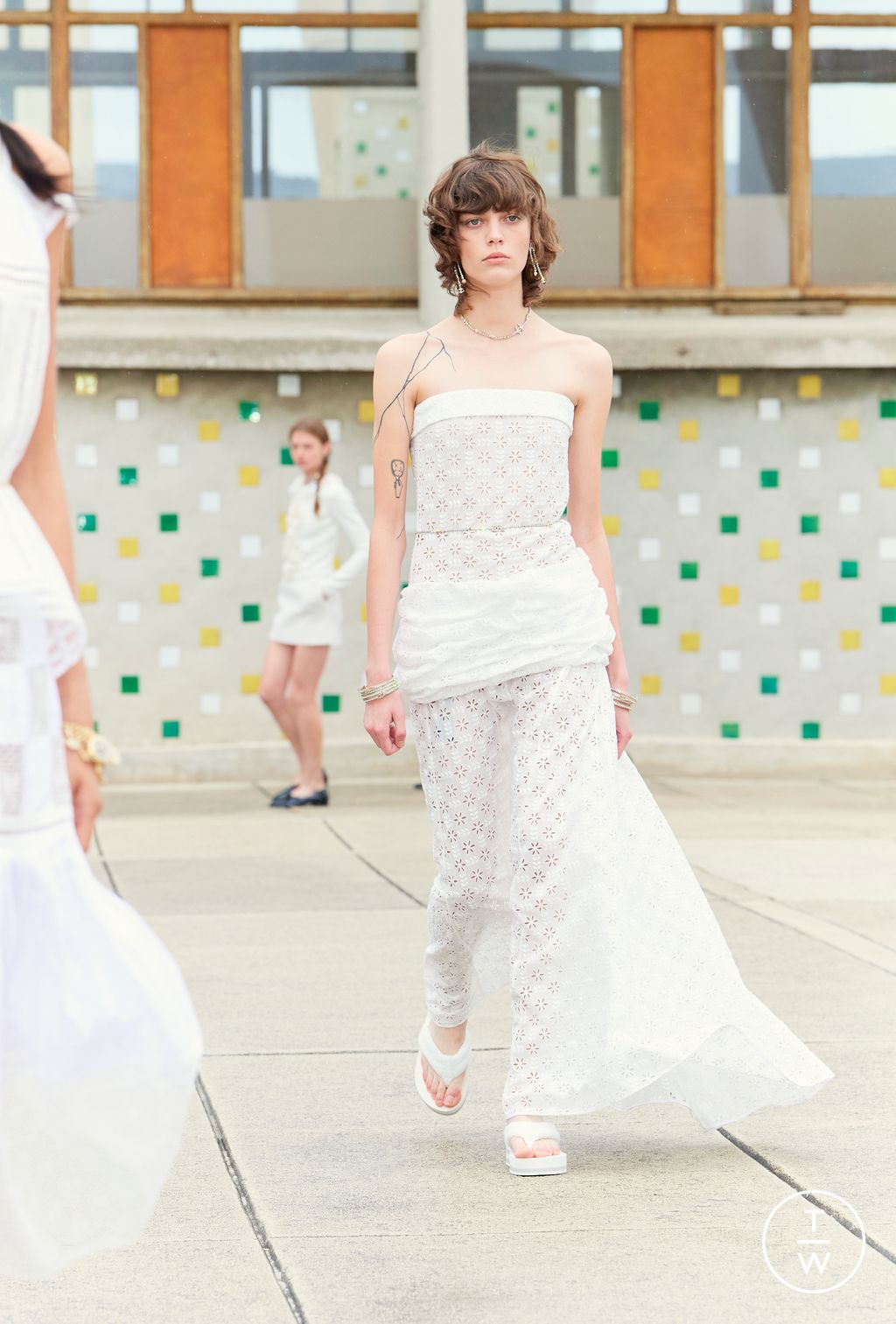 Fashion Week Paris Resort 2025 look 74 de la collection Chanel womenswear