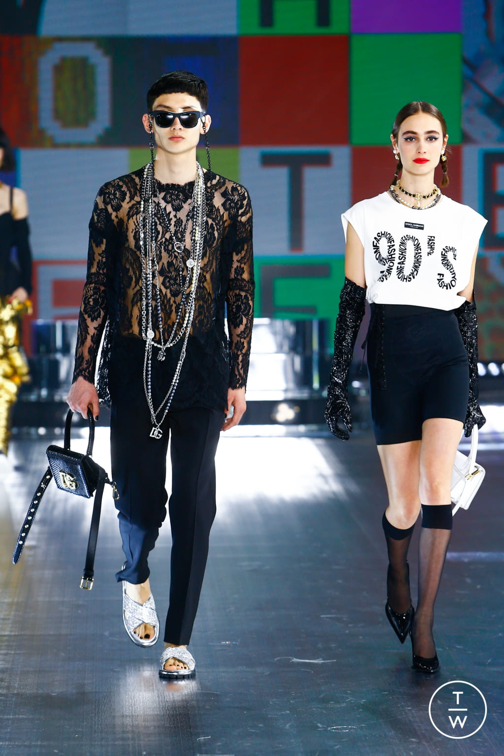 Fashion Week Milan Fall/Winter 2021 look 83 de la collection Dolce & Gabbana womenswear