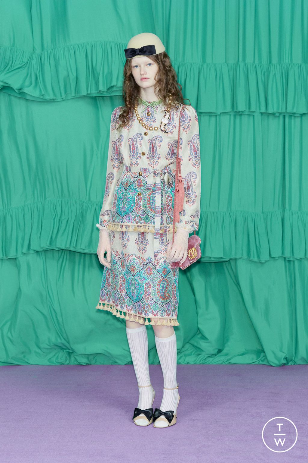 Fashion Week Paris Pre-Fall 2025 look 153 from the Valentino collection womenswear