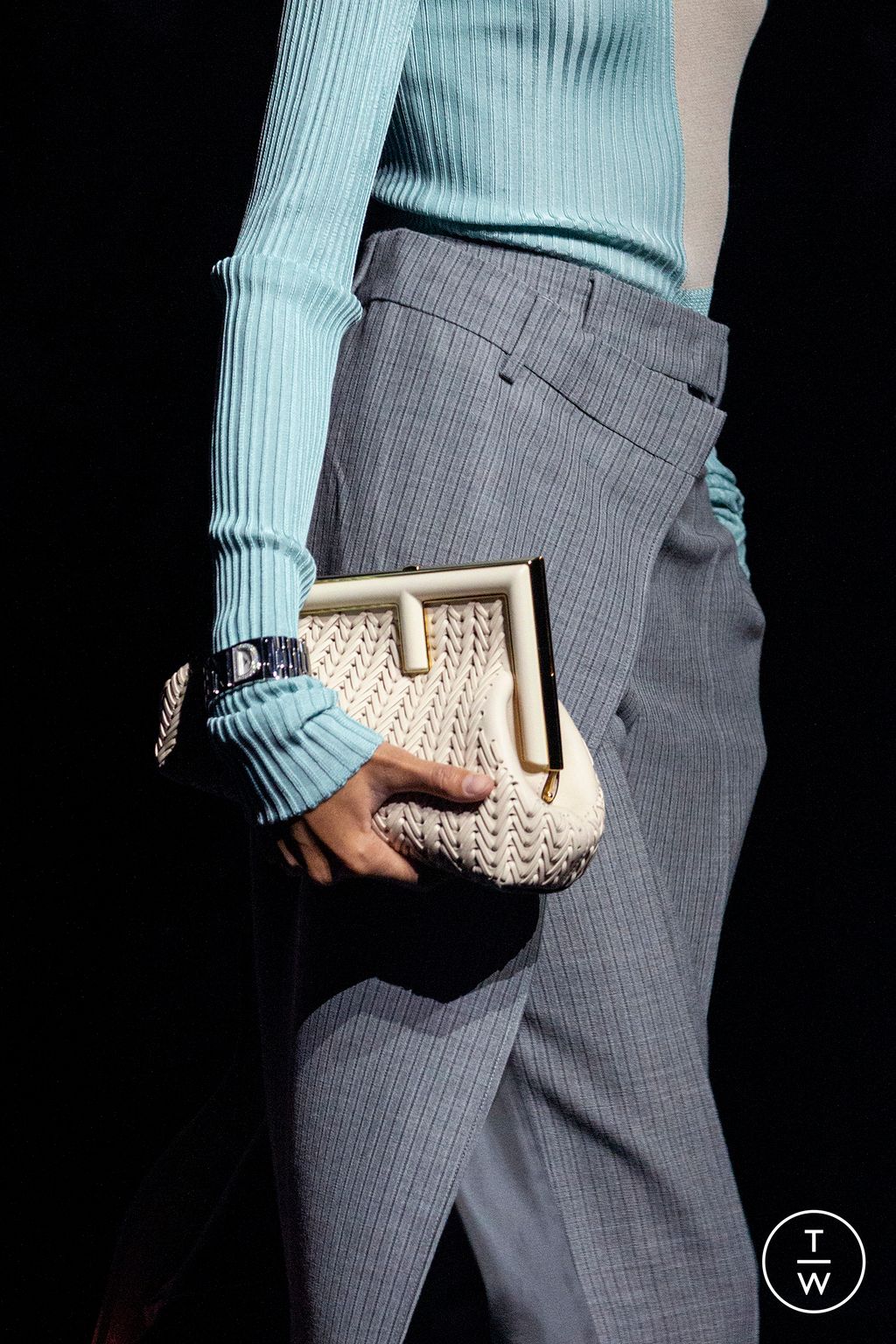Fashion Week Milan Fall/Winter 2023 look 4 from the Fendi collection womenswear accessories