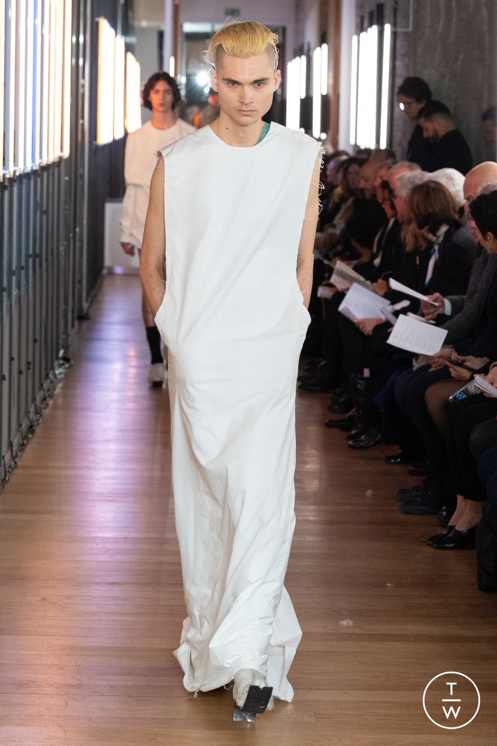 Fashion Week Paris Fall/Winter 2024 look 40 de la collection IFM PARIS womenswear