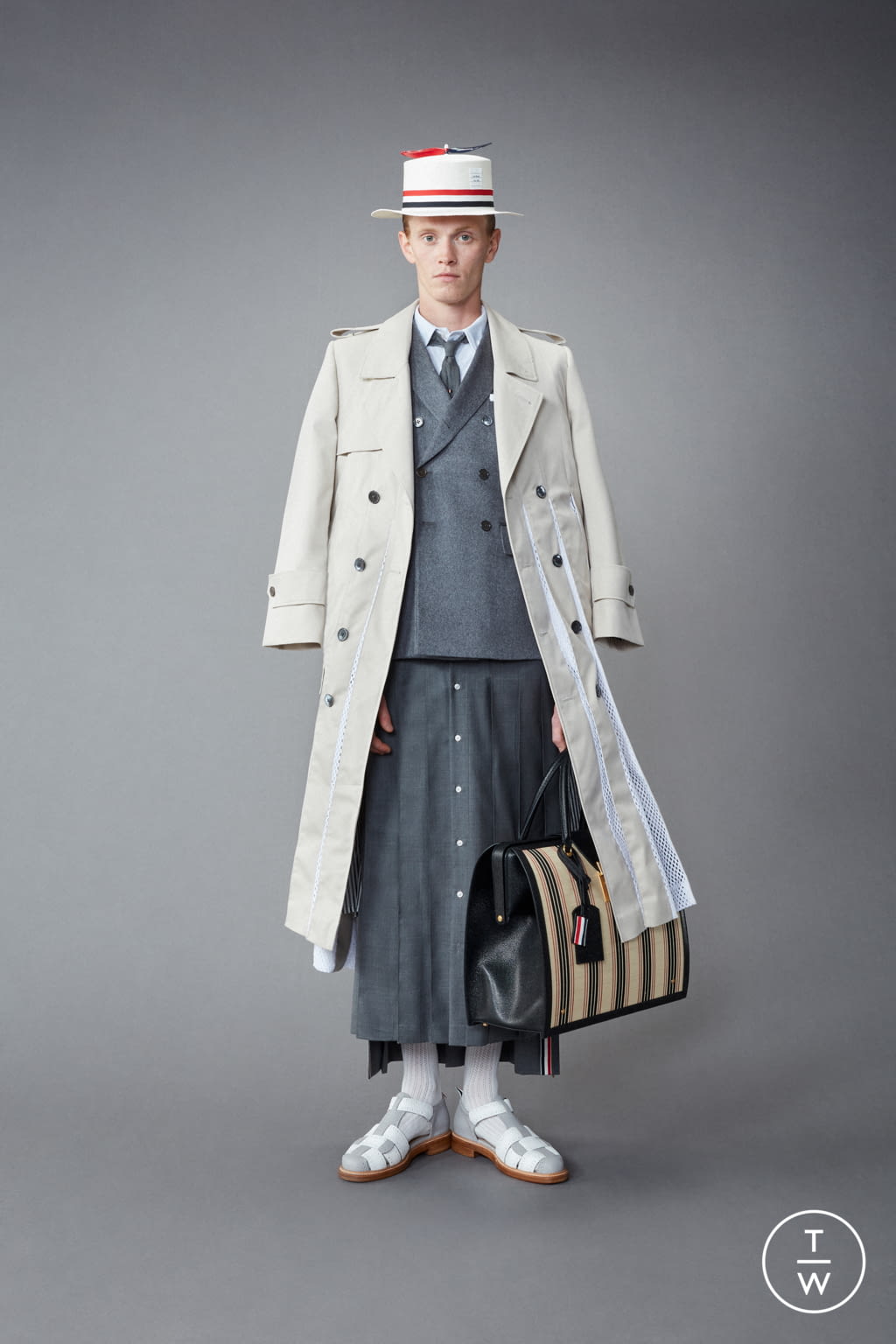 Fashion Week Paris Resort 2022 look 8 from the Thom Browne collection menswear