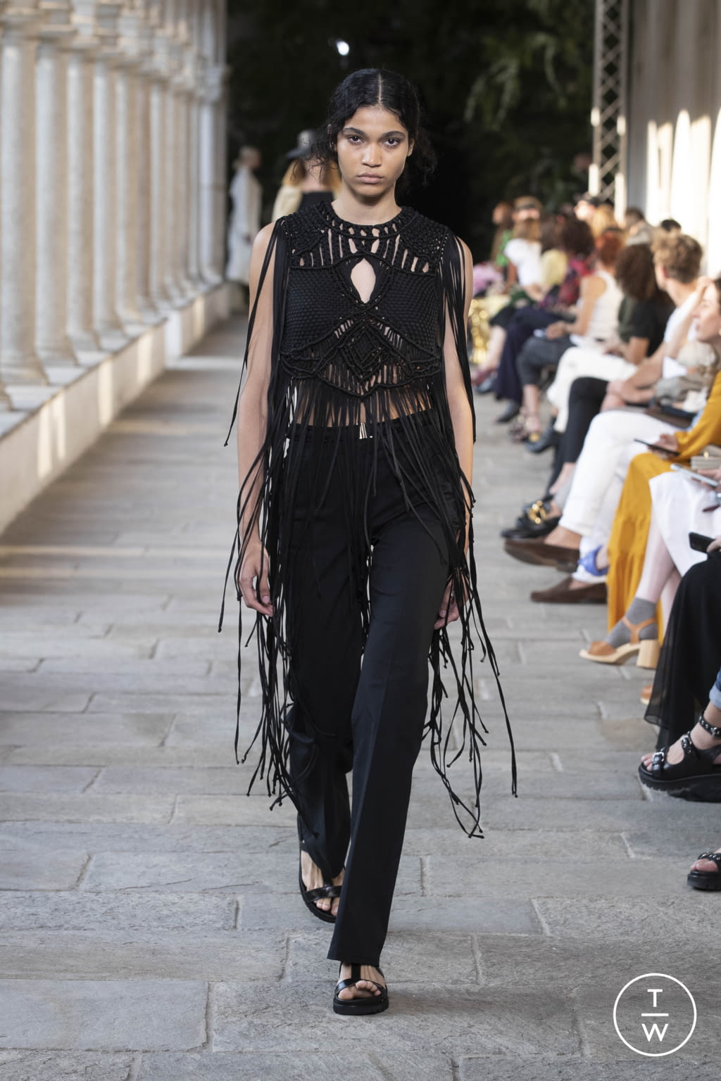 Fashion Week Milan Spring/Summer 2022 look 8 from the Alberta Ferretti collection womenswear