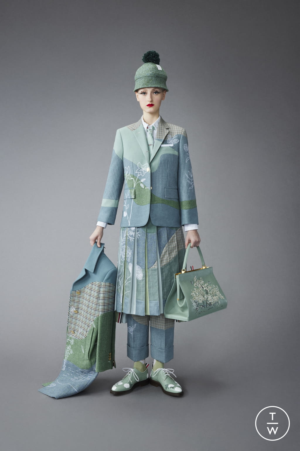 Fashion Week New York Pre-Fall 2022 look 8 from the Thom Browne collection womenswear